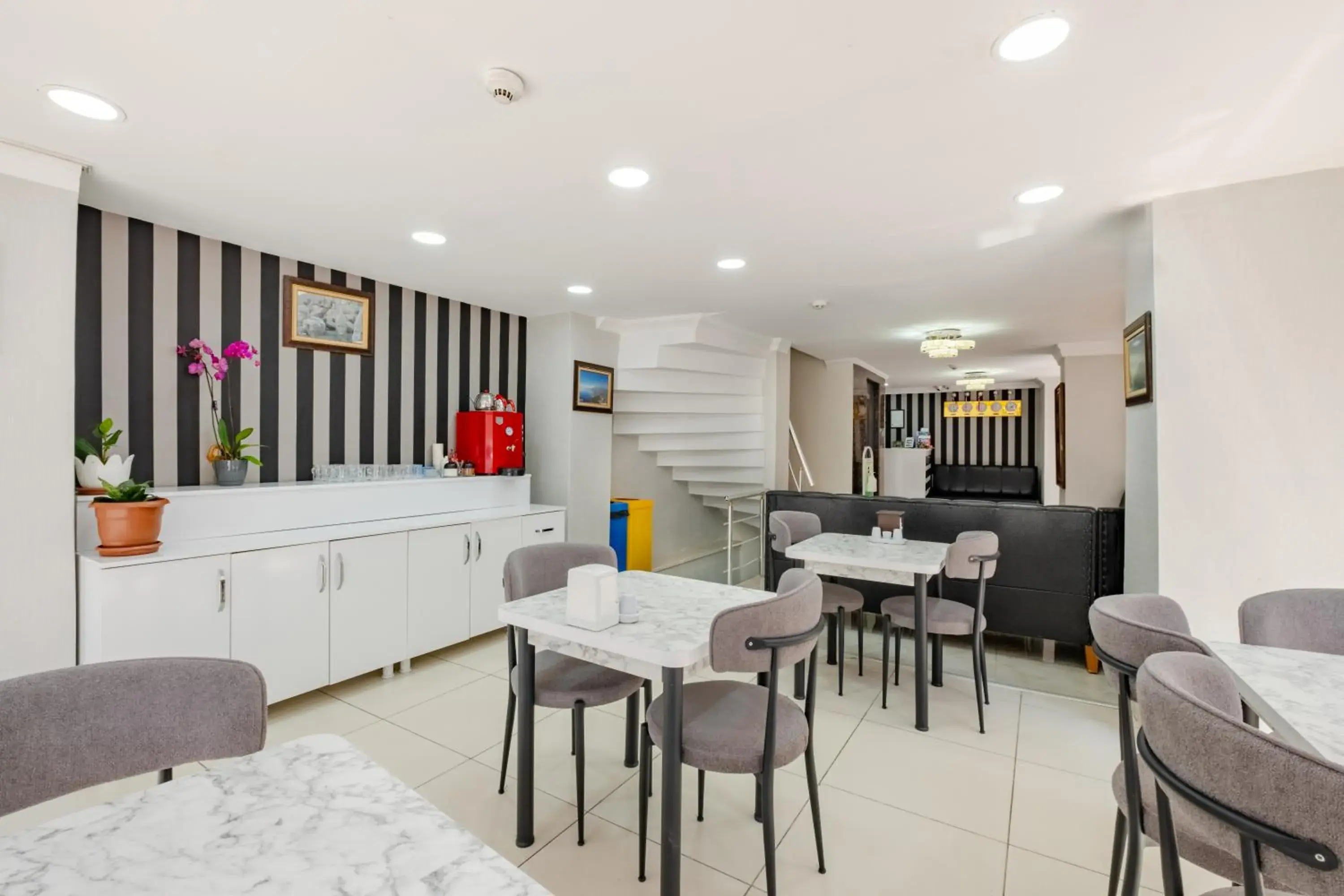 Property building in JAMMY Hotel Property building in JAMMY Hotel