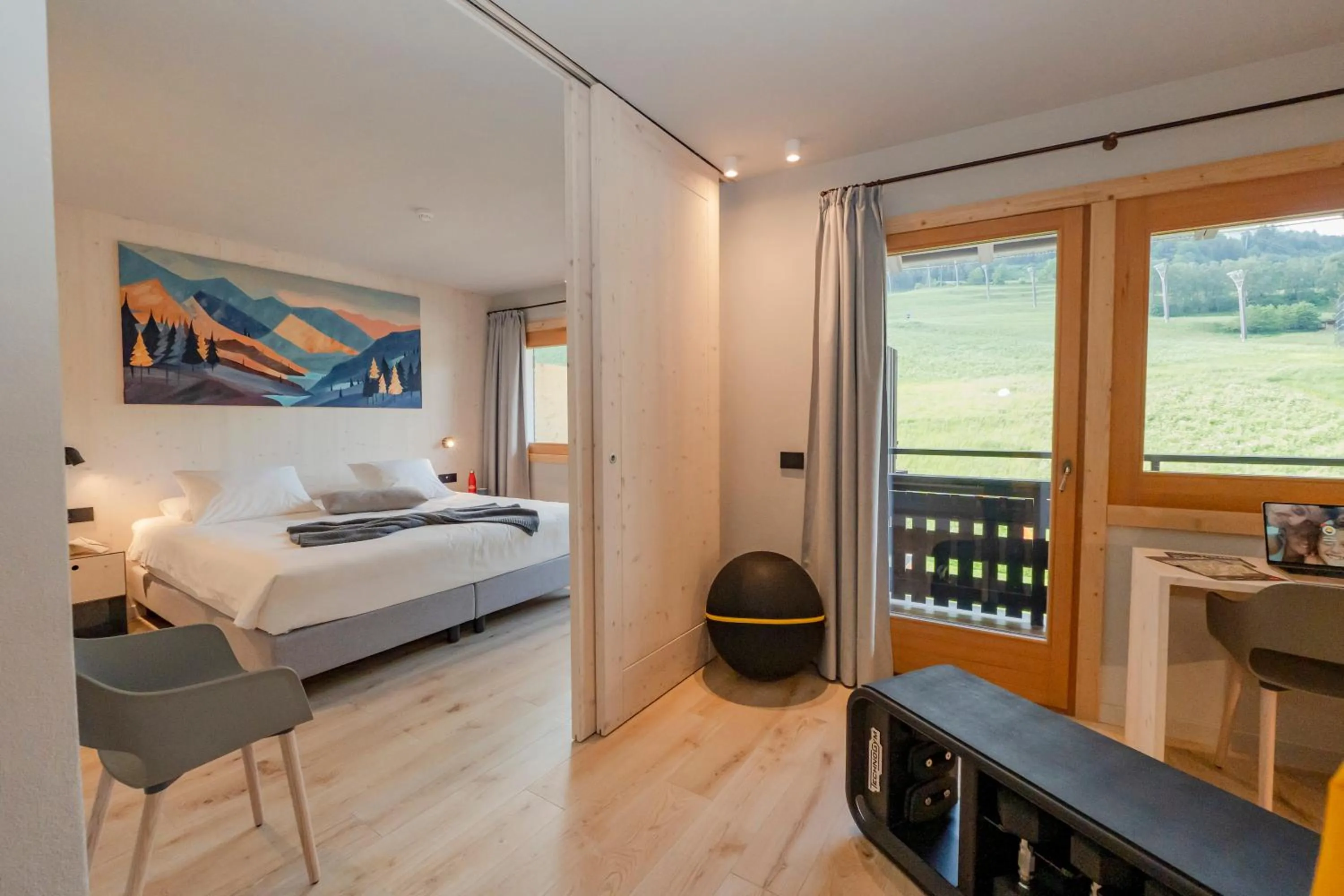 Photo of the whole room, Bed in Funivia Bormio Active Hotel - Adults Only