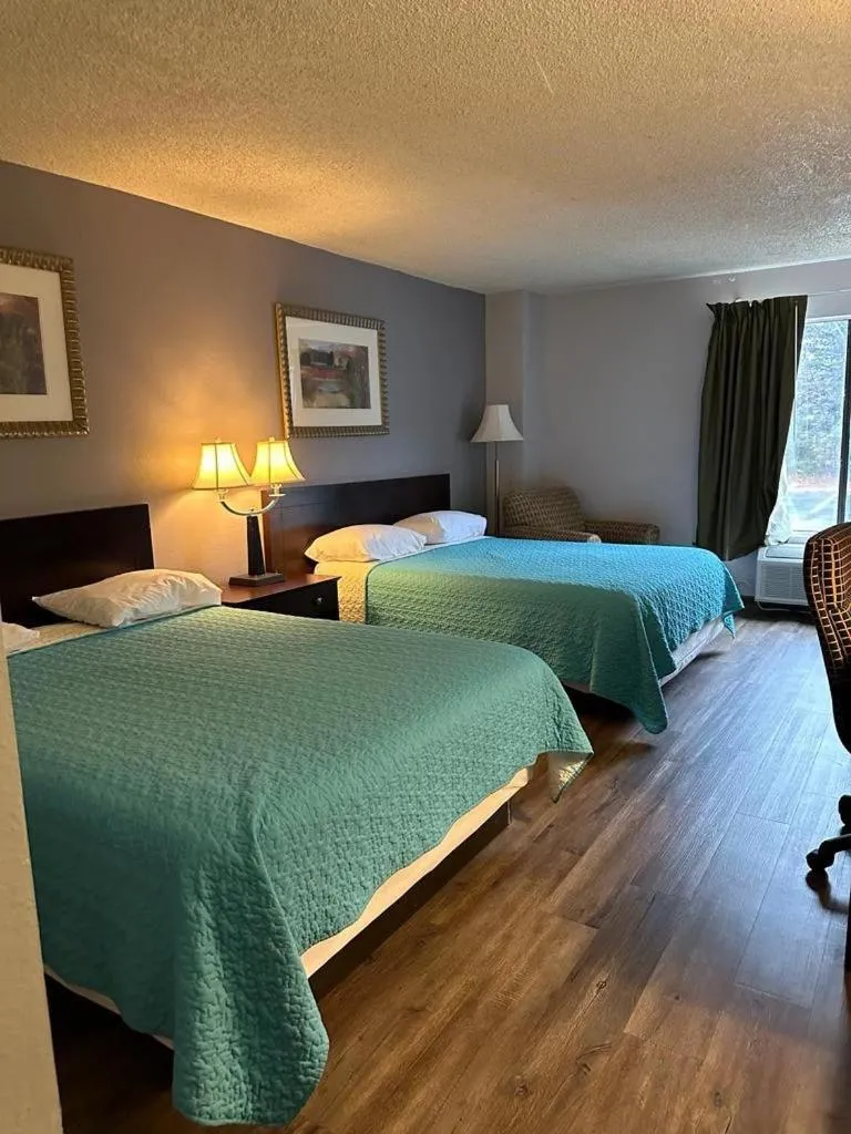 Bed in Lawrenceville Inn