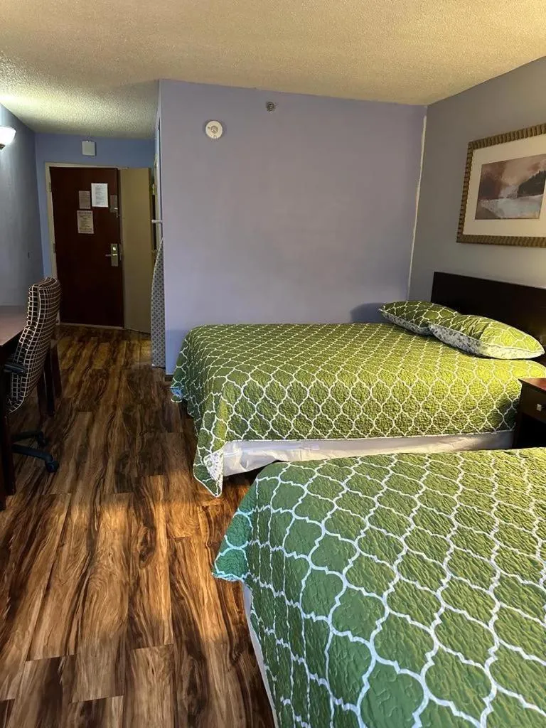 Bed in Lawrenceville Inn