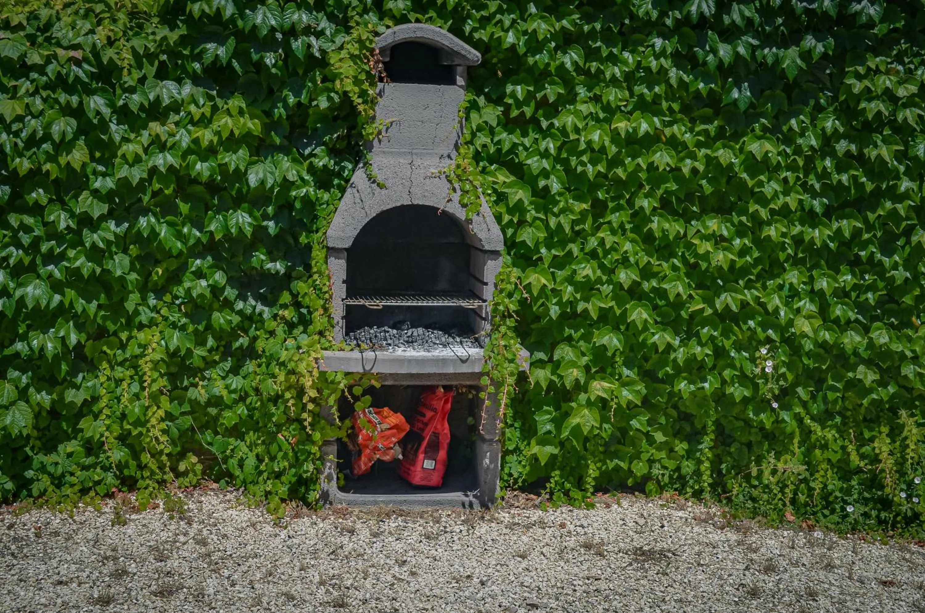 BBQ facilities in PanElios Borgo Vacanze