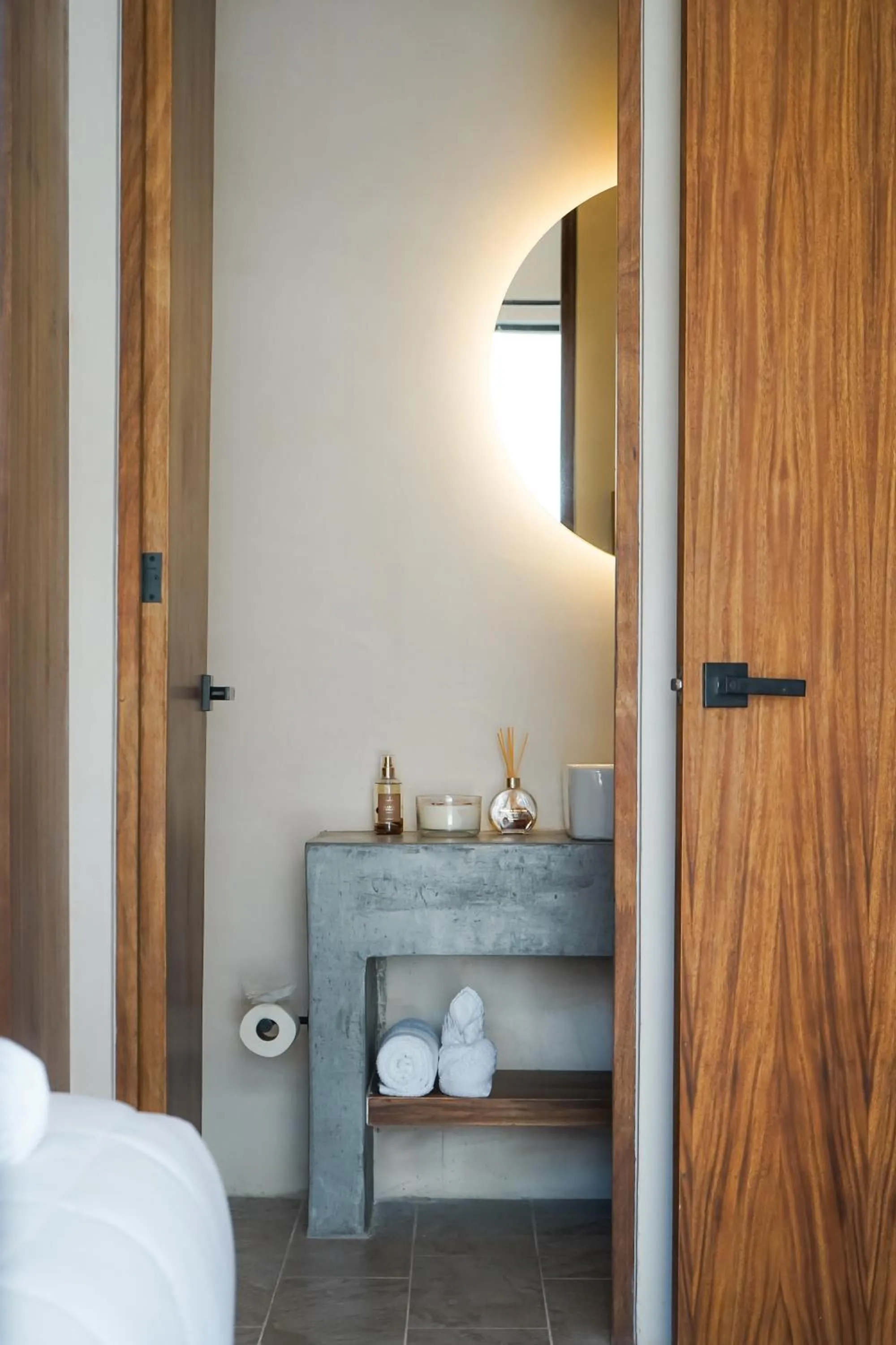 Bed in Otonomus Tulum