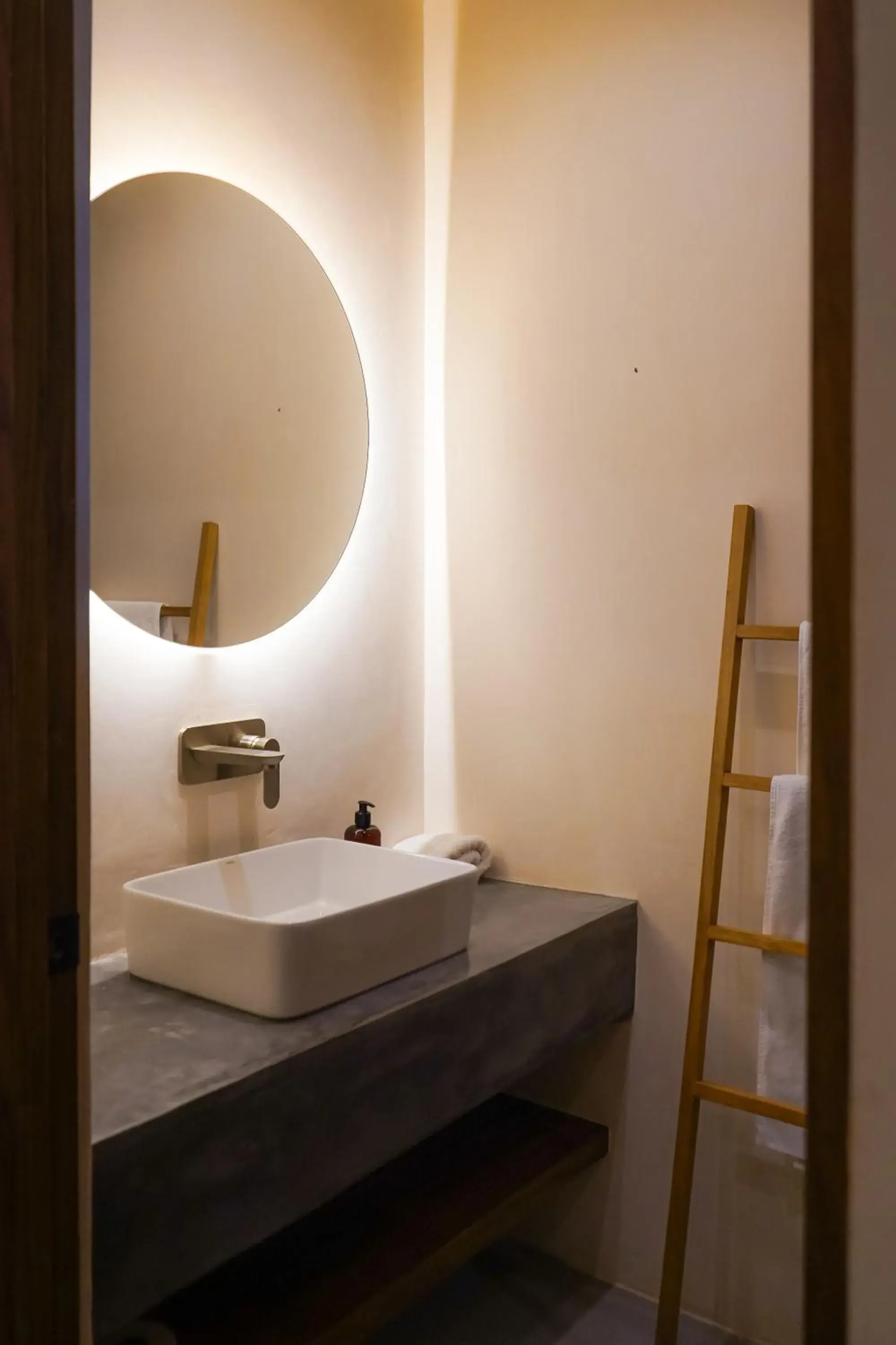 Two-Bedroom Apartment with Terrace in Otonomus Tulum Two-Bedroom Apartment with Terrace in Otonomus Tulum