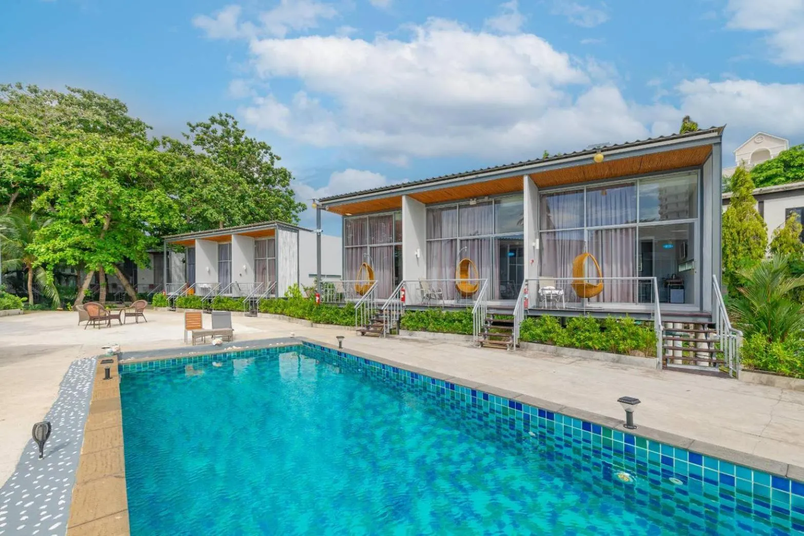 Property building in Sunset Serenity Jomtien Resort