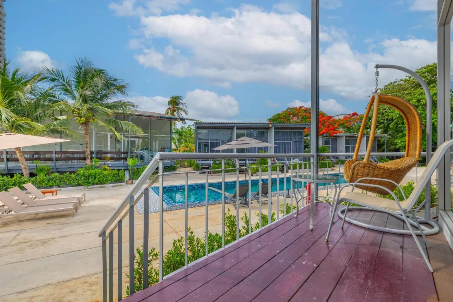 Pool view in Sunset Serenity Jomtien Resort