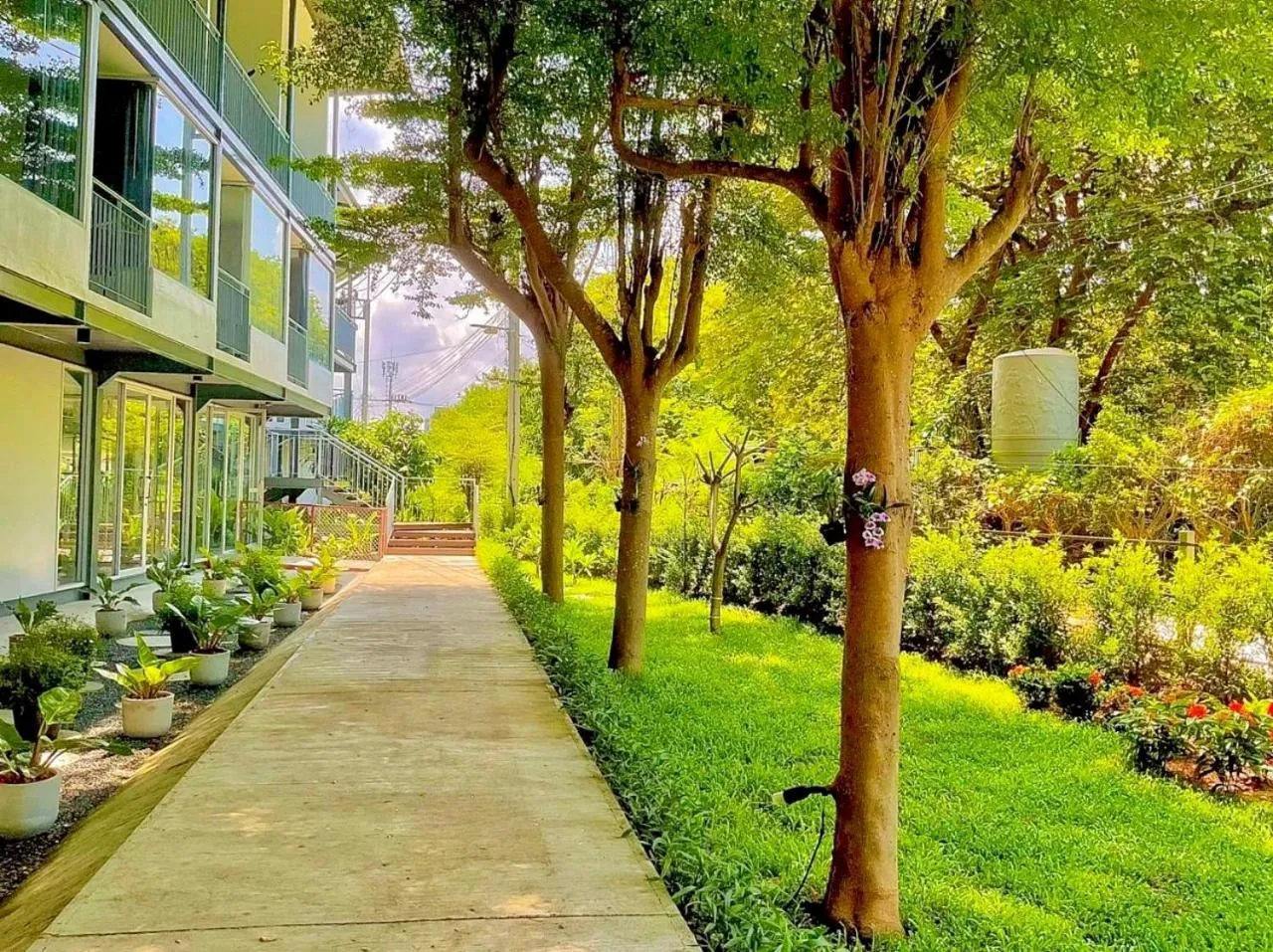 Garden view in Sunset Serenity Jomtien Resort