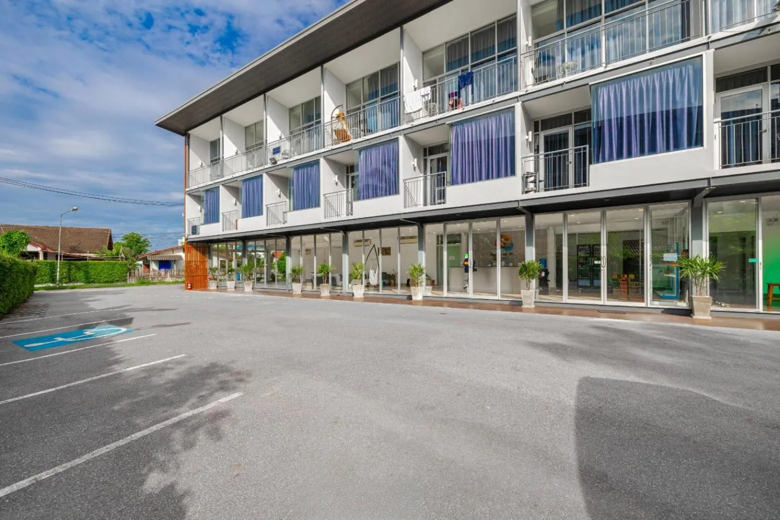 Property building in Sunset Serenity Jomtien Resort