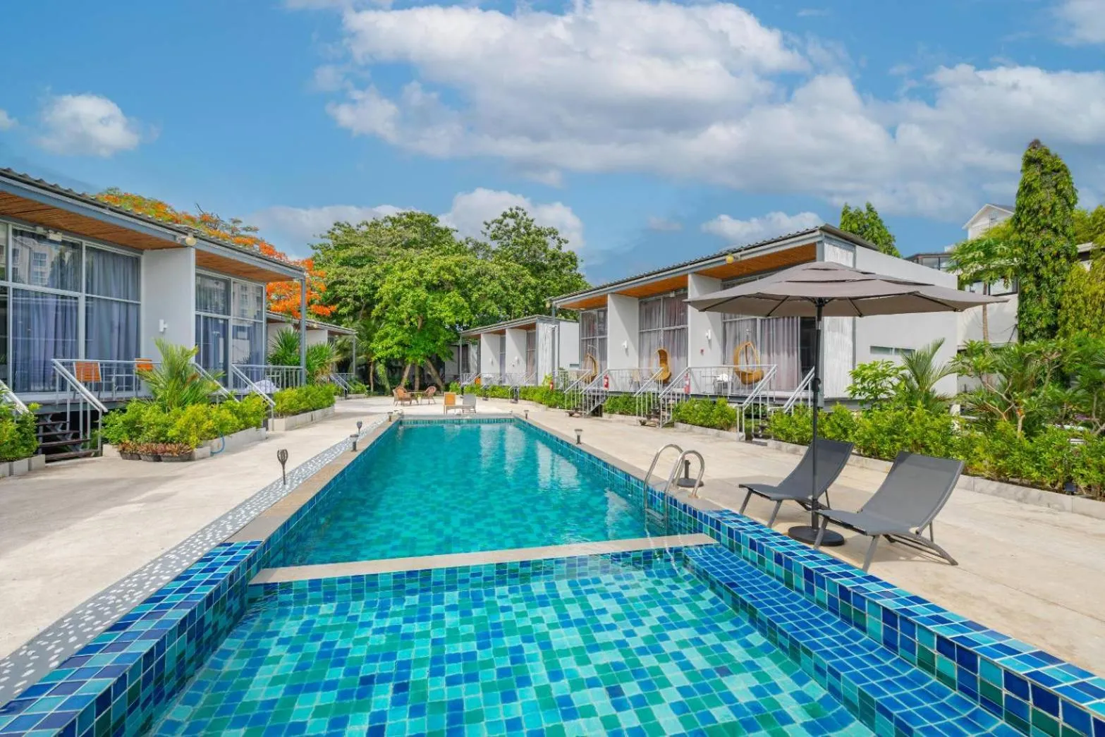 Pool view in Sunset Serenity Jomtien Resort