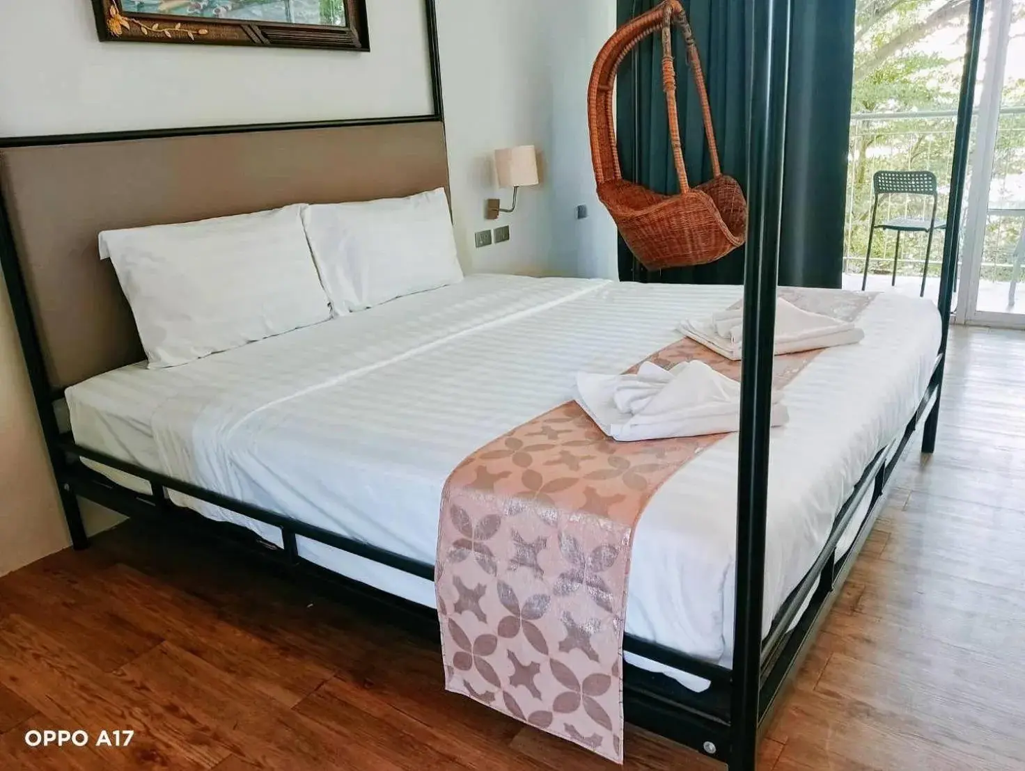 Superior Double or Twin Room in Sunset Serenity Jomtien Resort Superior Double or Twin Room in Sunset Serenity Jomtien Resort