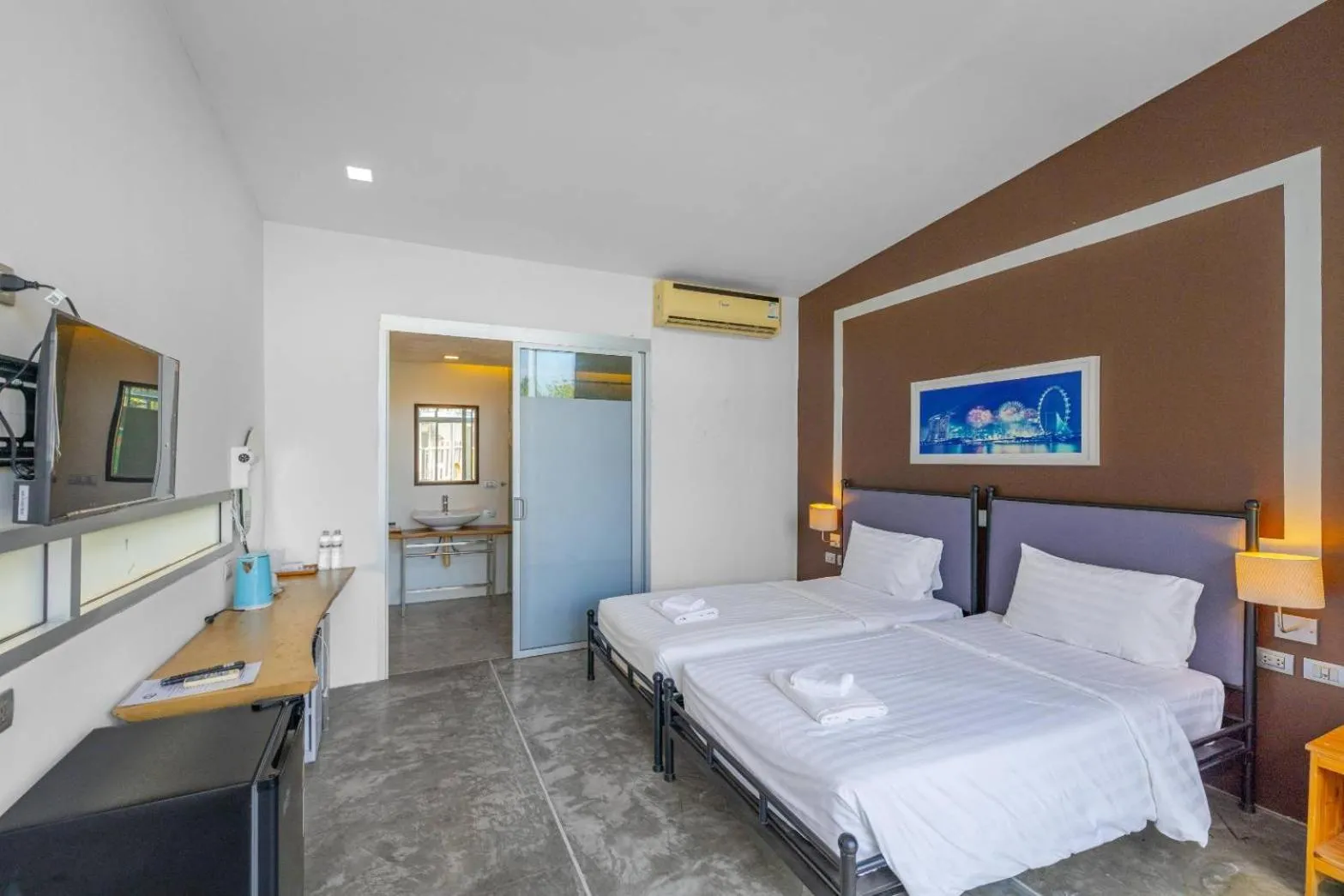 Photo of the whole room, Bed in Sunset Serenity Jomtien Resort