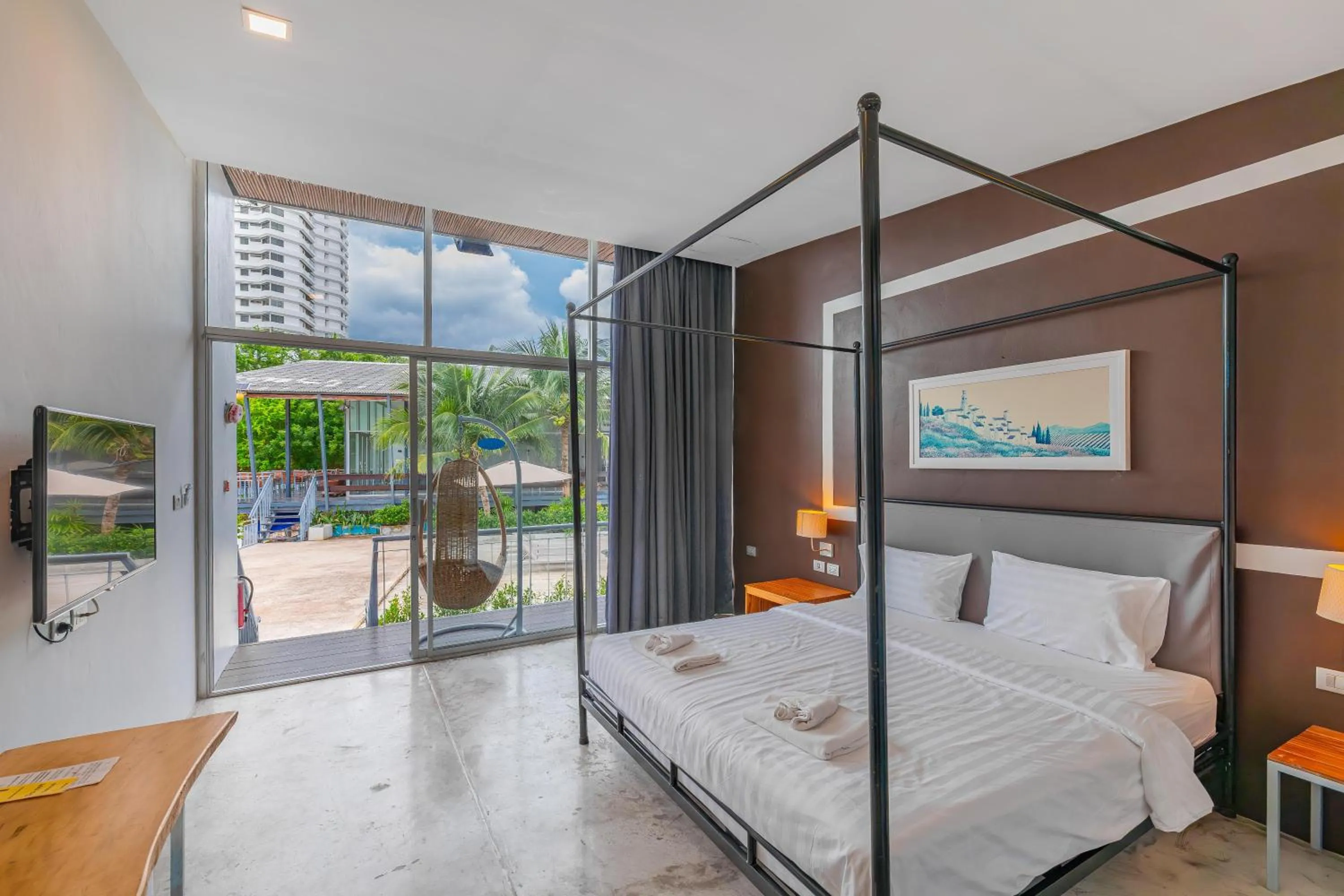 Photo of the whole room, Bed in Sunset Serenity Jomtien Resort