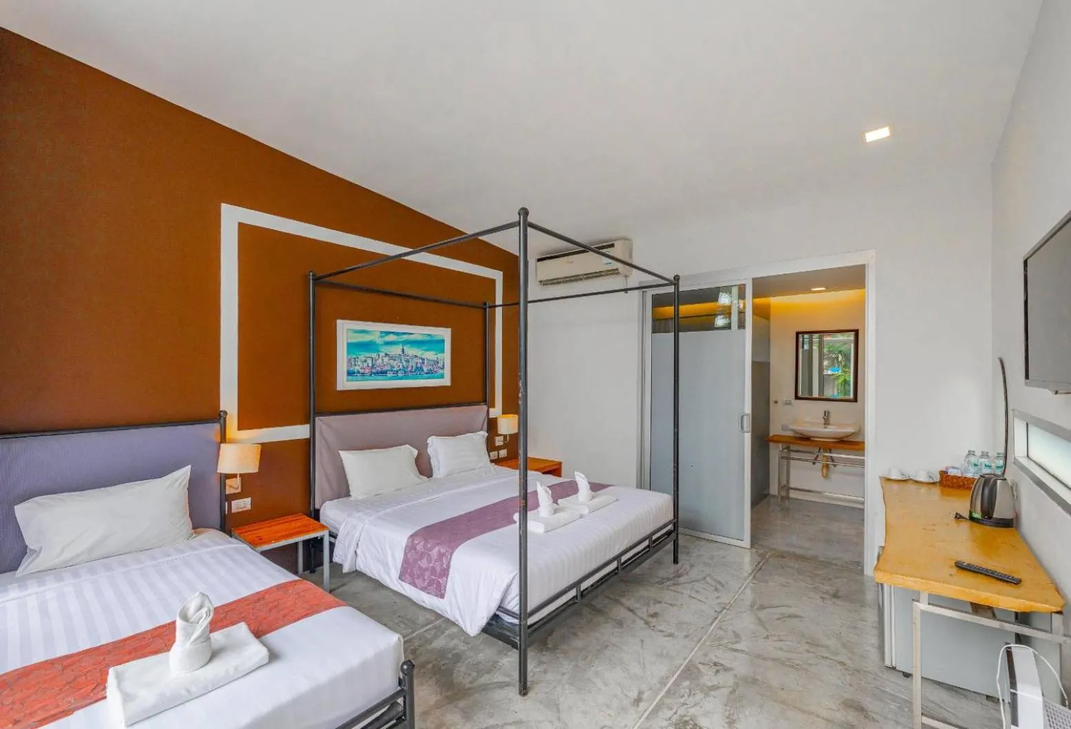Bed in Sunset Serenity Jomtien Resort