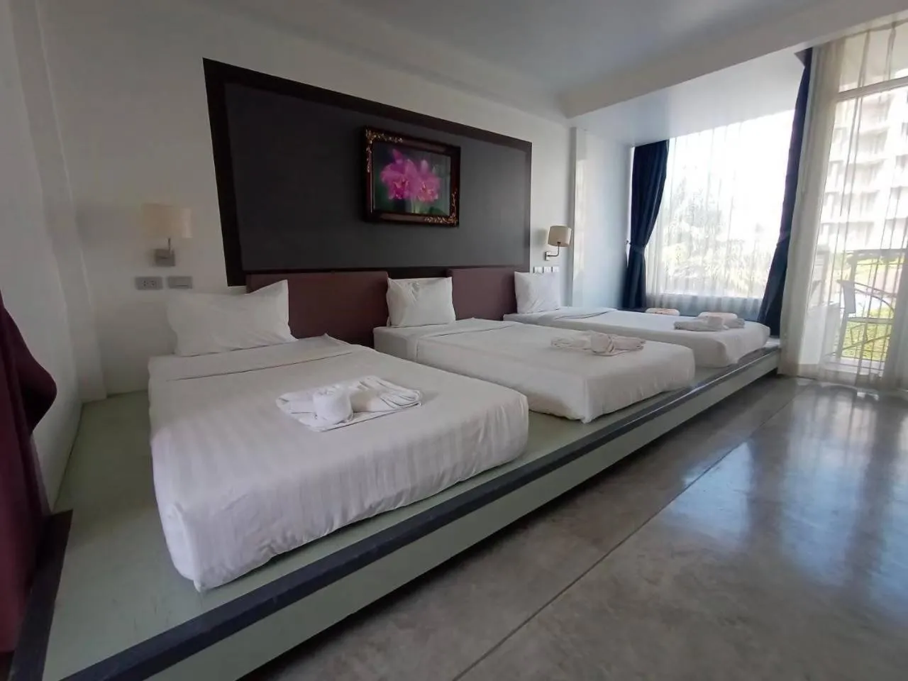 Bedroom, Bed in Sunset Serenity Jomtien Resort