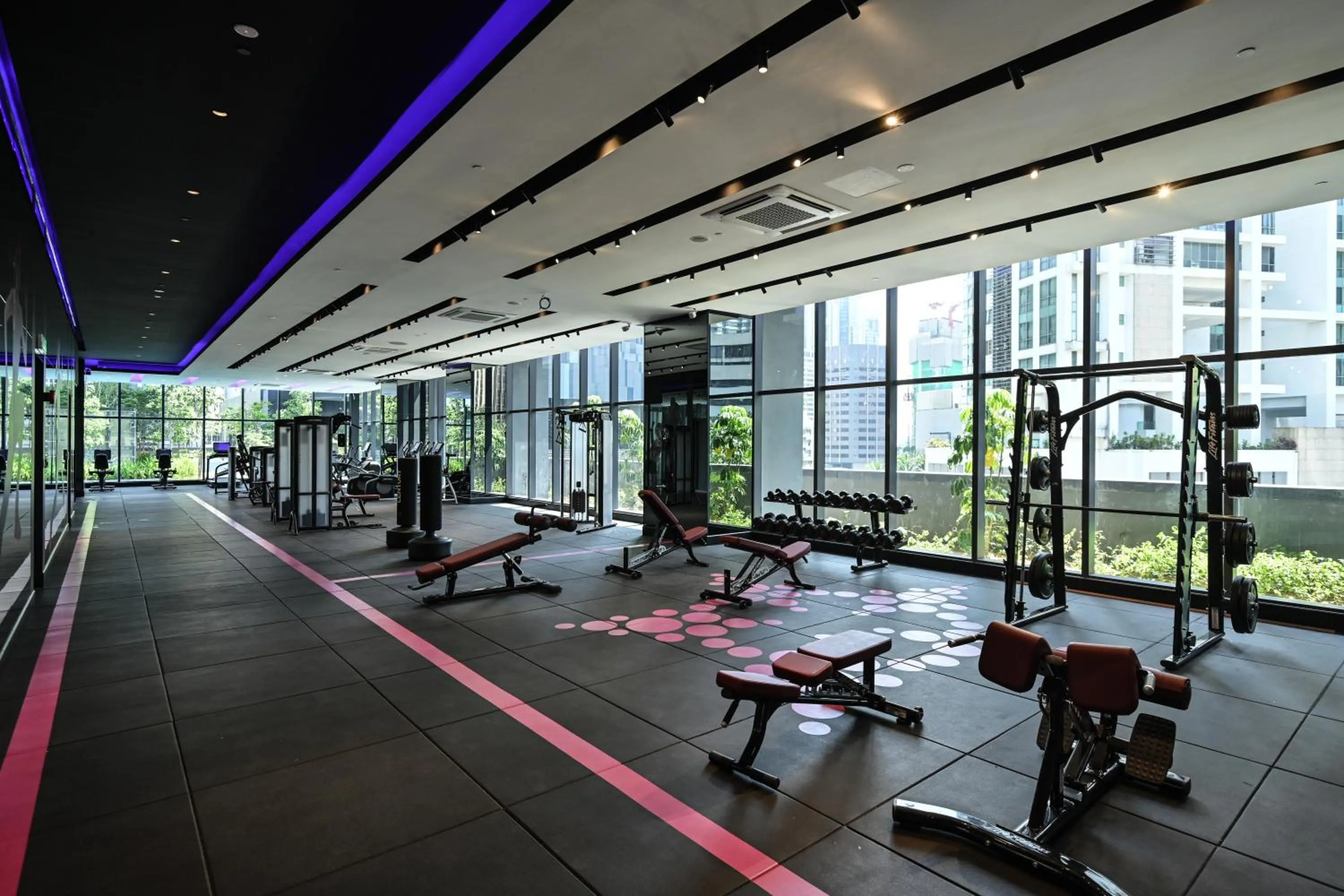 Fitness centre/facilities in Star Deluxe Suites KLCC by WSD