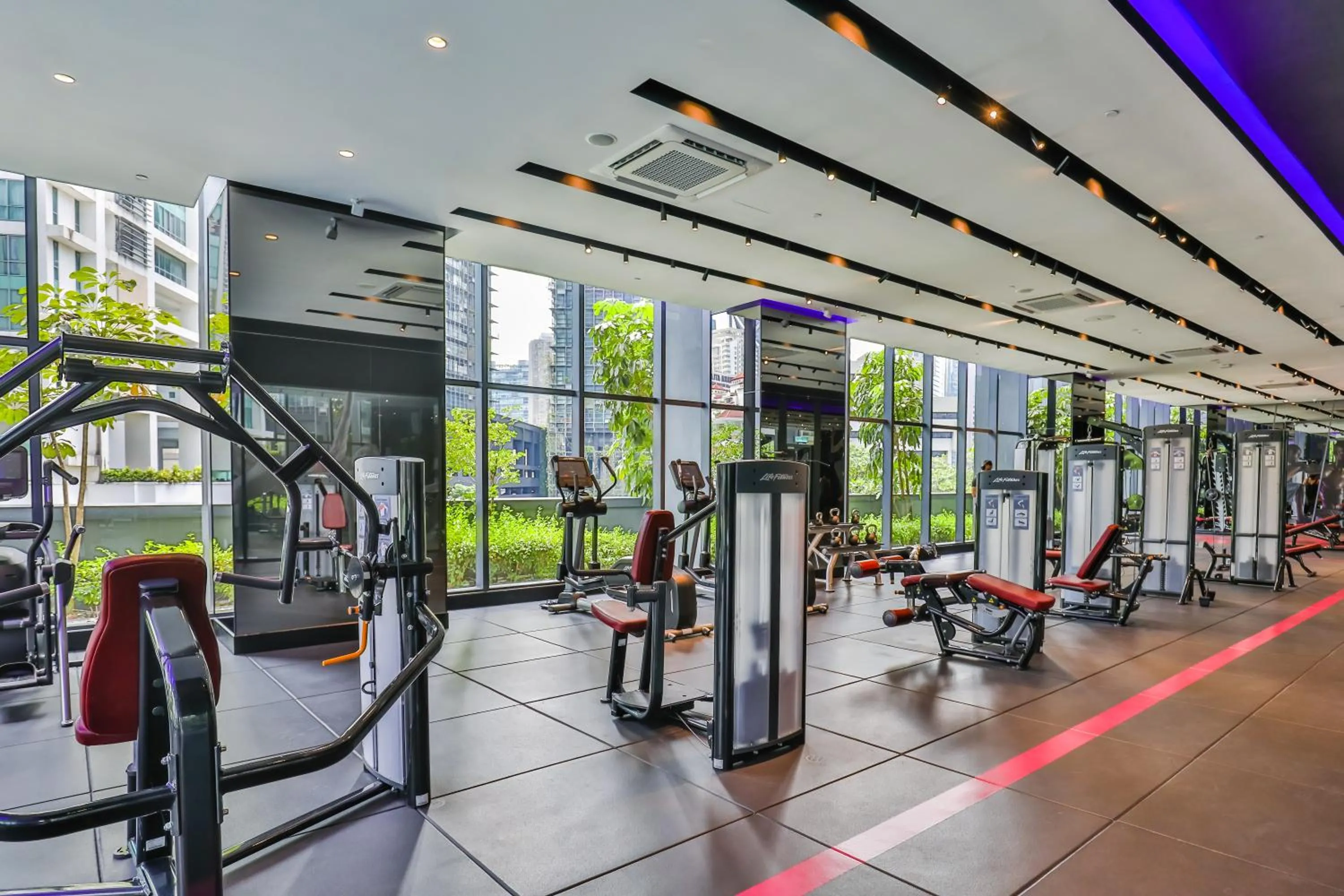 Fitness centre/facilities in Star Deluxe Suites KLCC by WSD