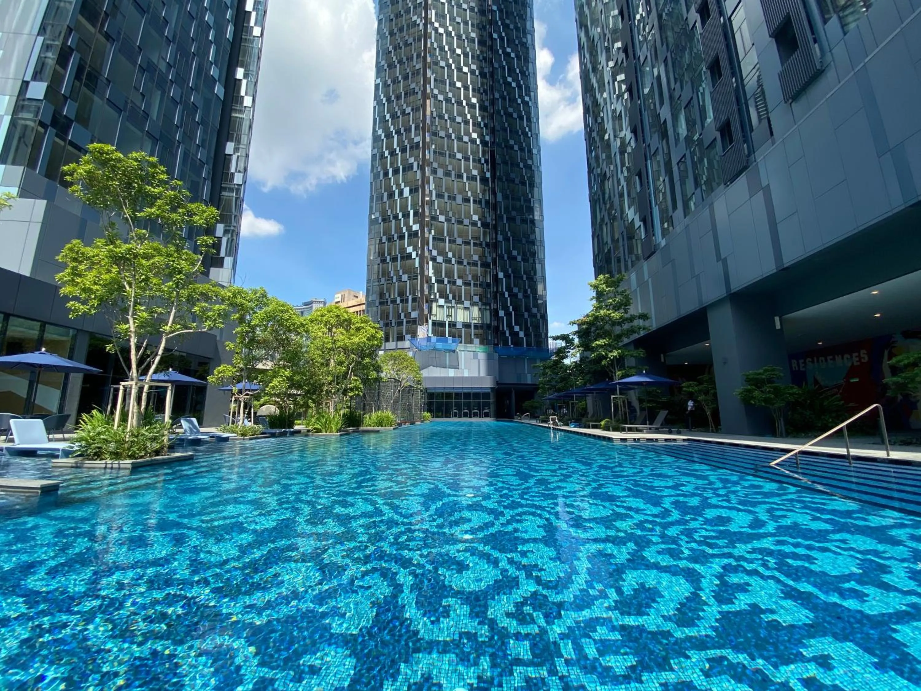 Pool view in Star Deluxe Suites KLCC by WSD