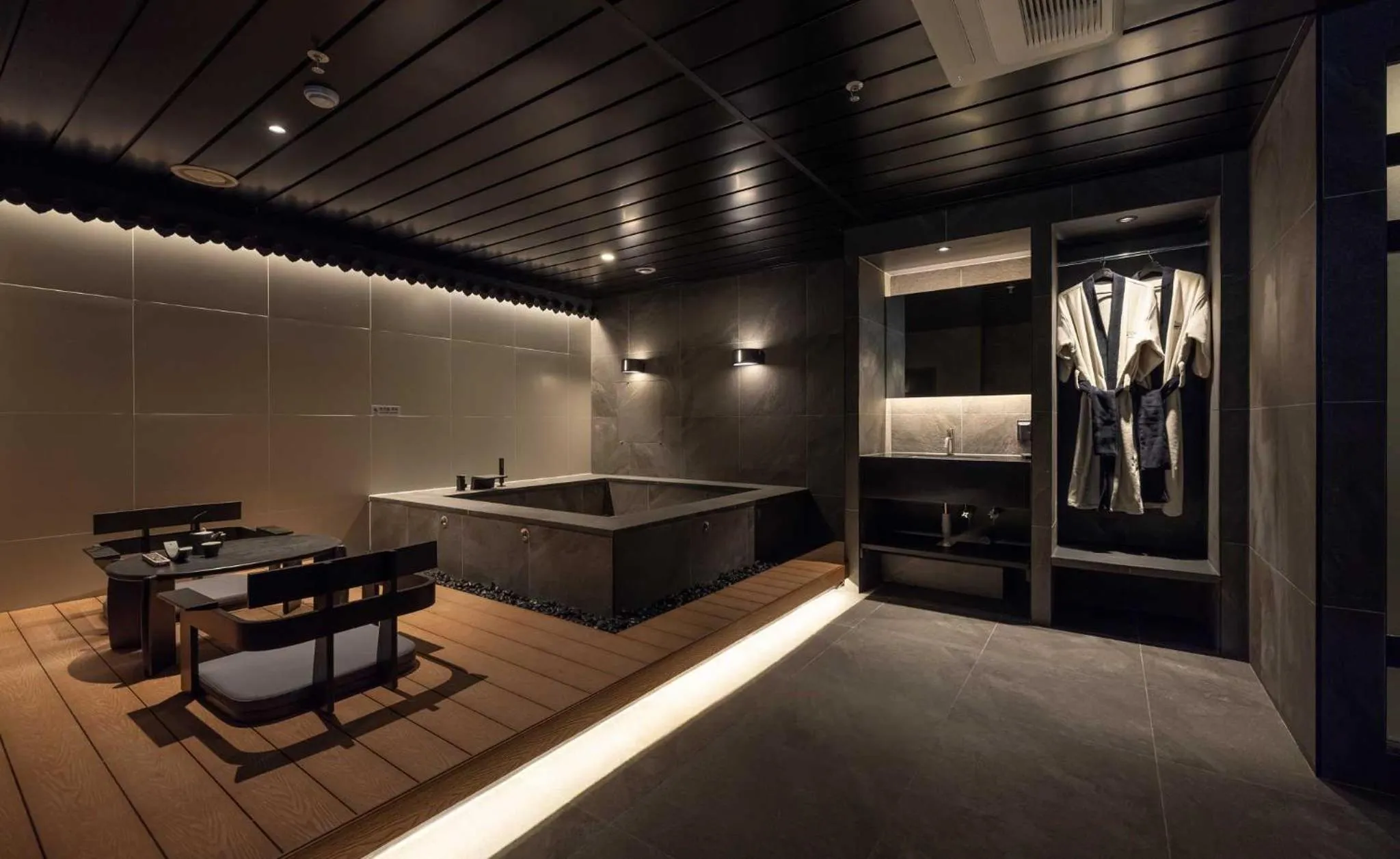 Hot Tub in Aank Hotel and Spa Jongno Unni