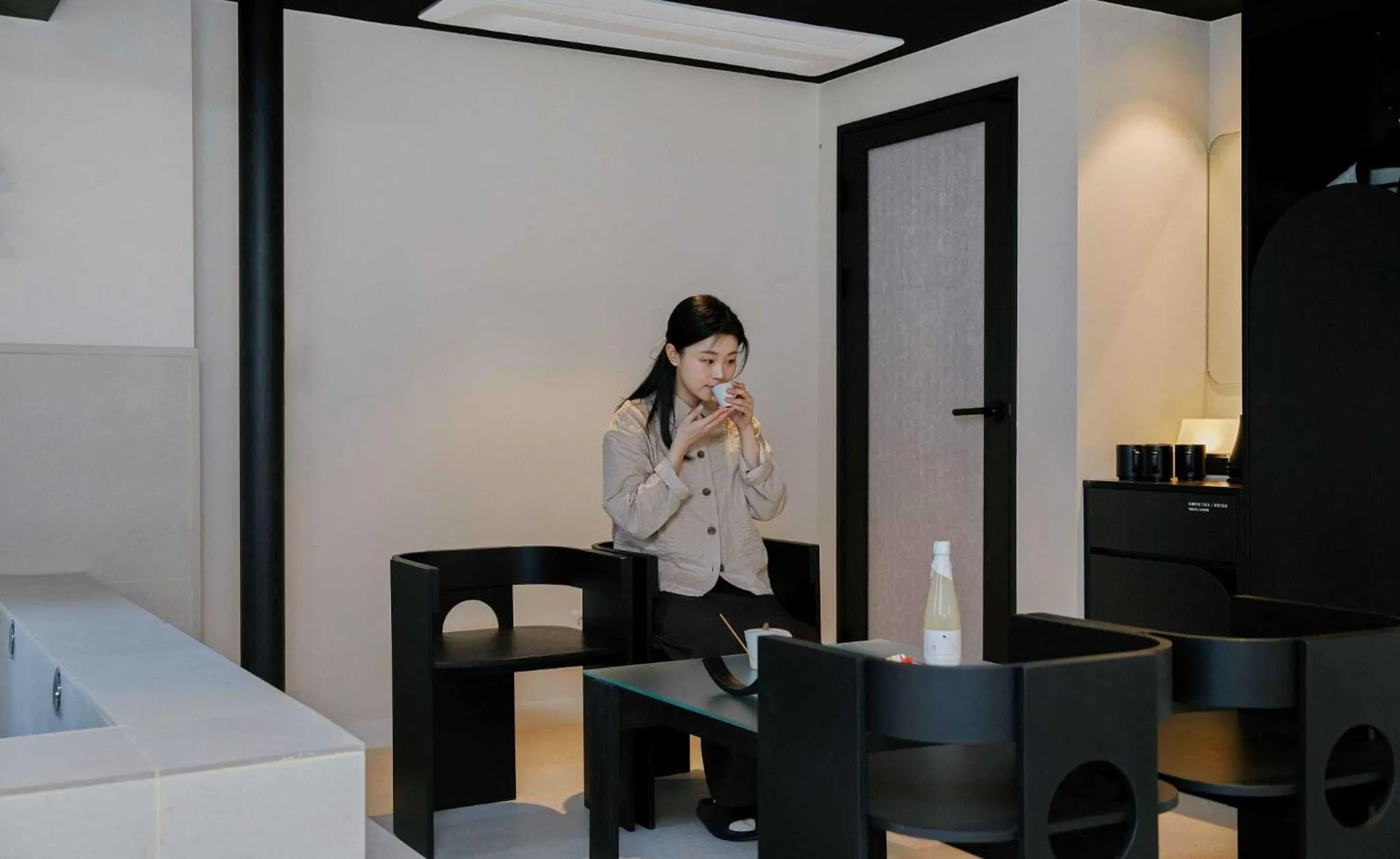 Seating area in Anook Hotel and Spa Jongno Unni