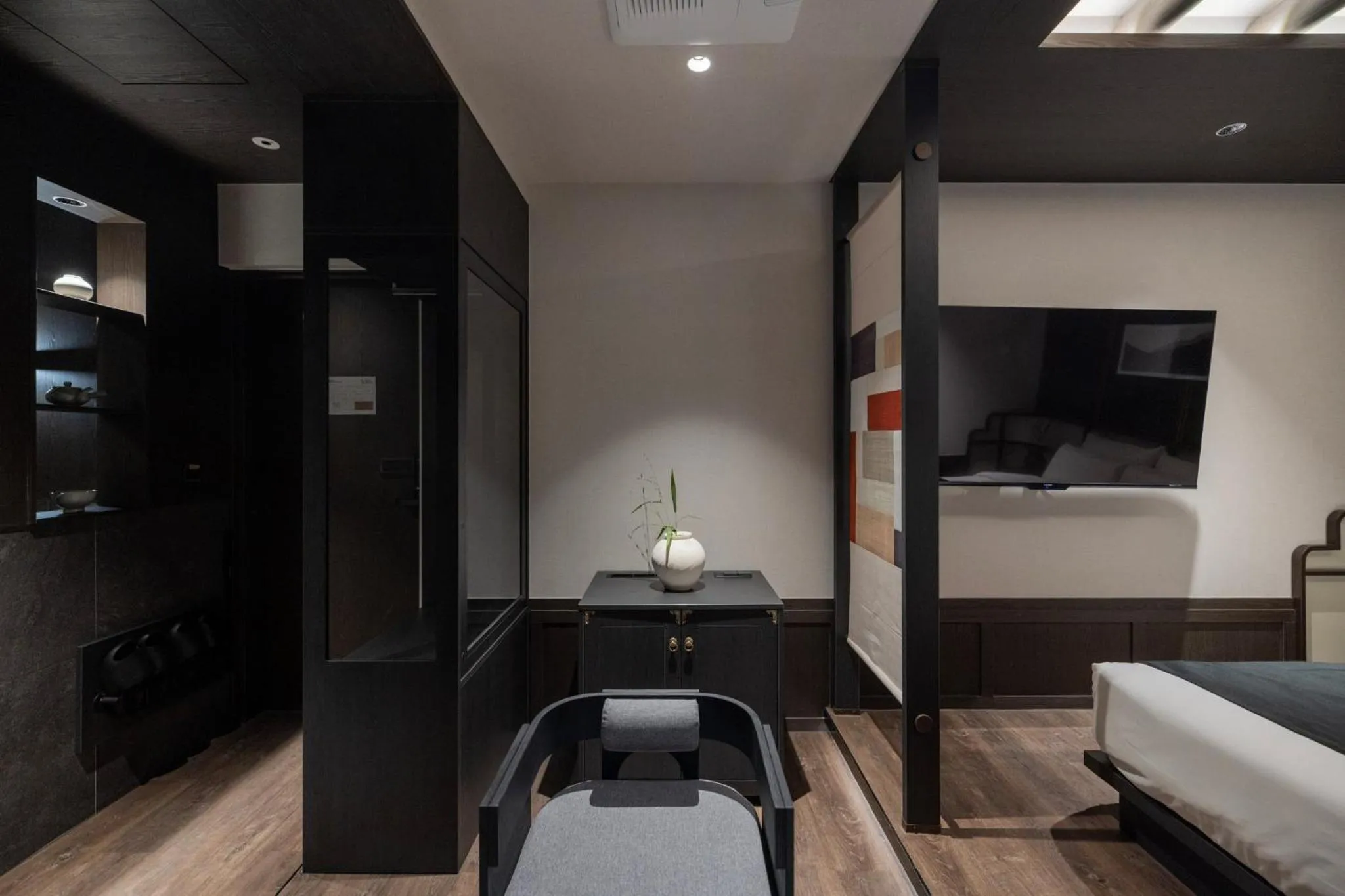 Photo of the whole room, Bed in Aank Hotel and Spa Jongno Unni