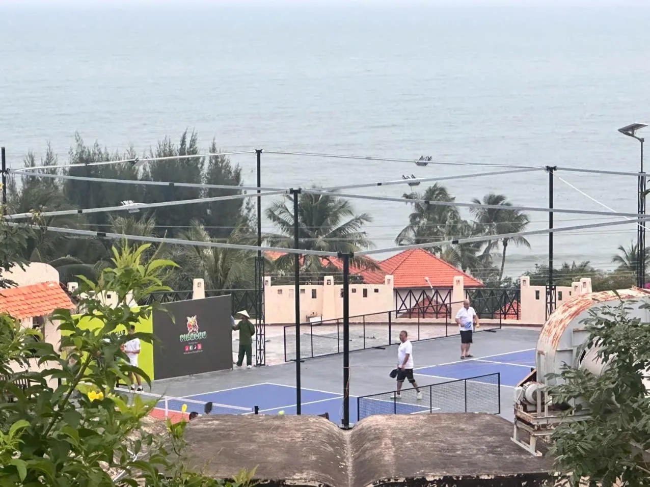 Tennis court in Melon Resort & Pickleball Club Mũi Né