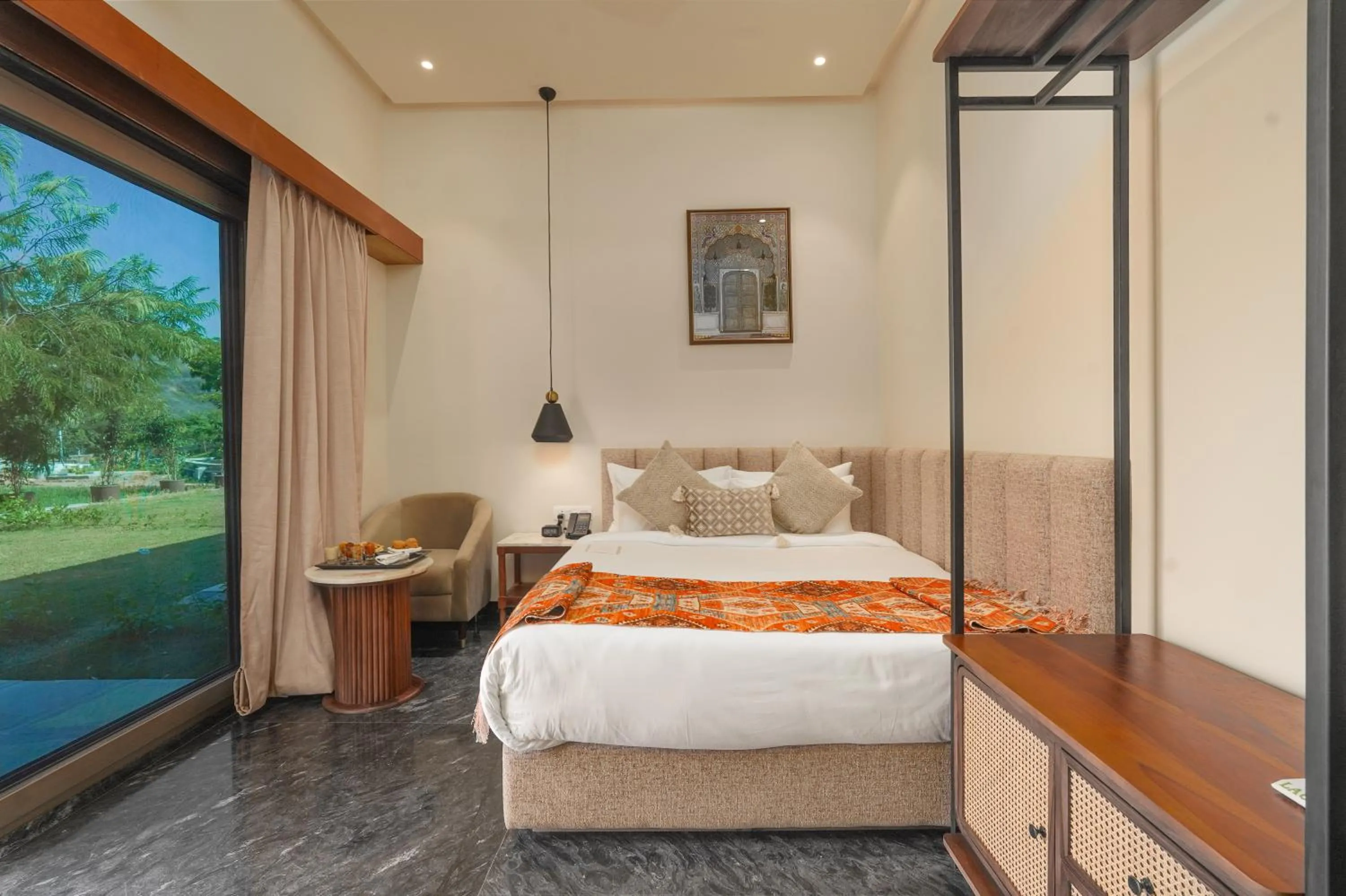 Bedroom, Bed in Tree of Life Amara Resorts & Spa, Udaipur