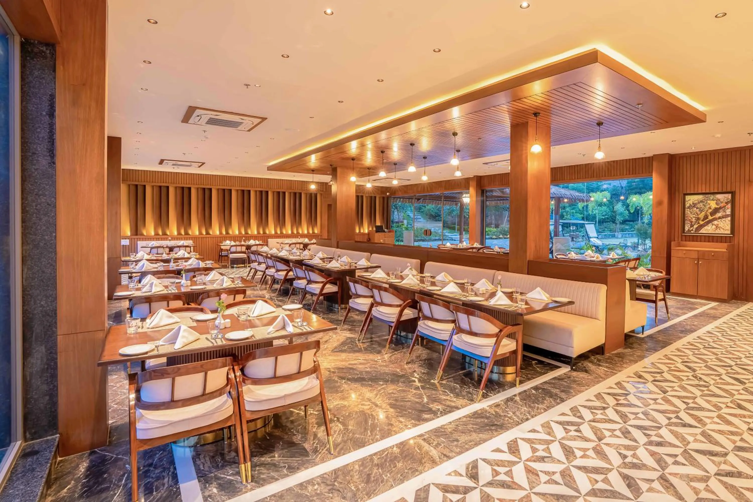 Restaurant/places to eat in Tree of Life Amara Resorts & Spa, Udaipur