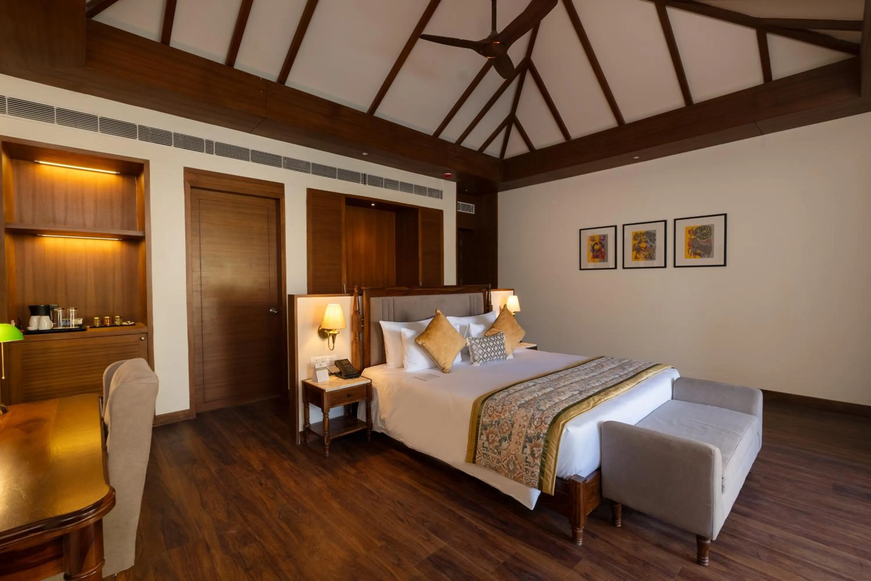 Bedroom, Bed in Tree of Life Amara Resorts & Spa, Udaipur