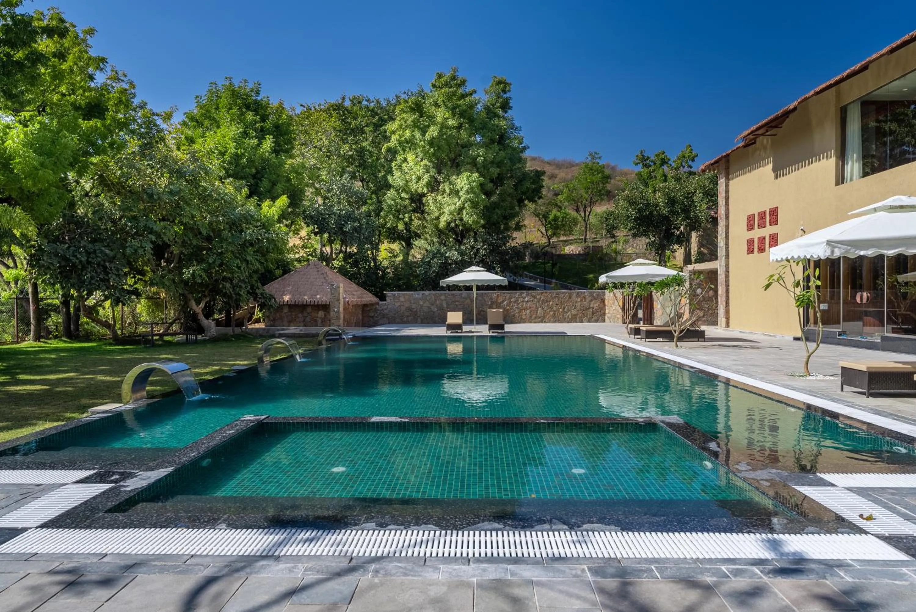 Swimming pool in Tree of Life Amara Resorts & Spa, Udaipur