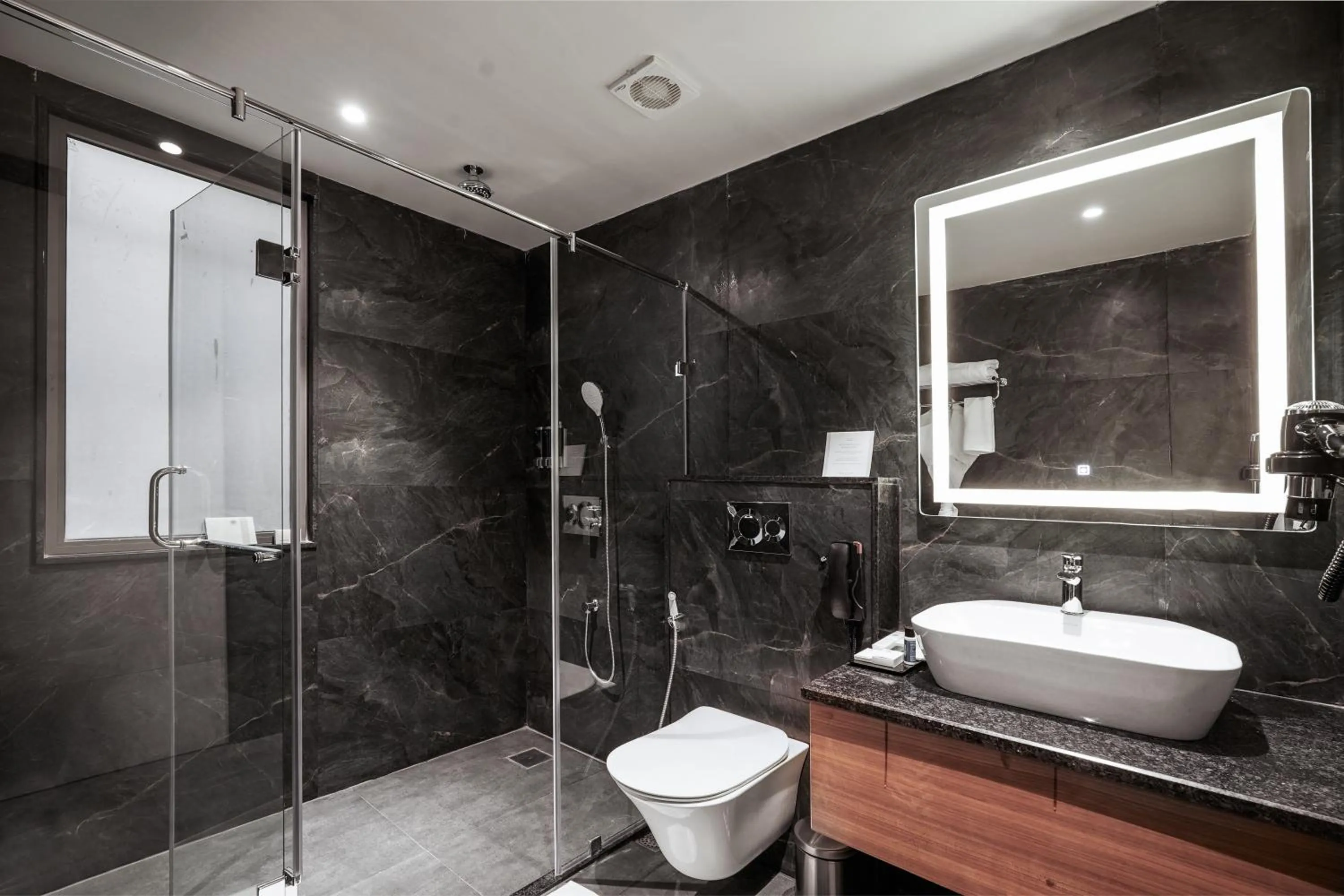 Bathroom in Tree of Life Amara Resorts & Spa, Udaipur