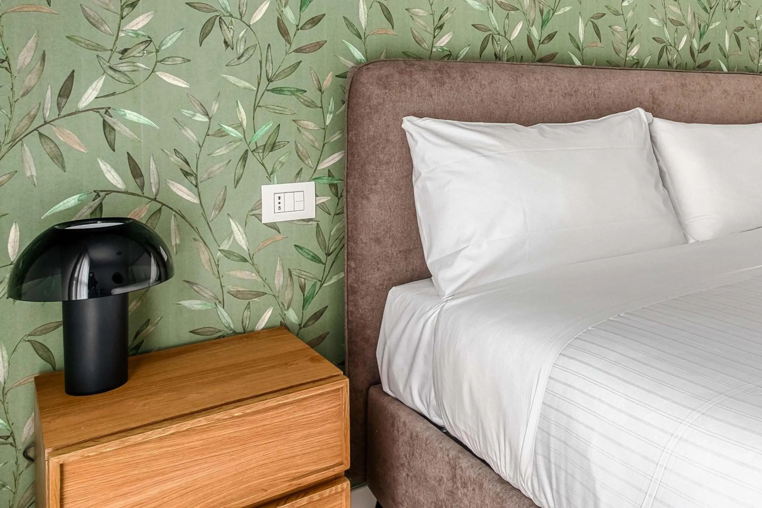 Bed in Limehome Milan Park Towers