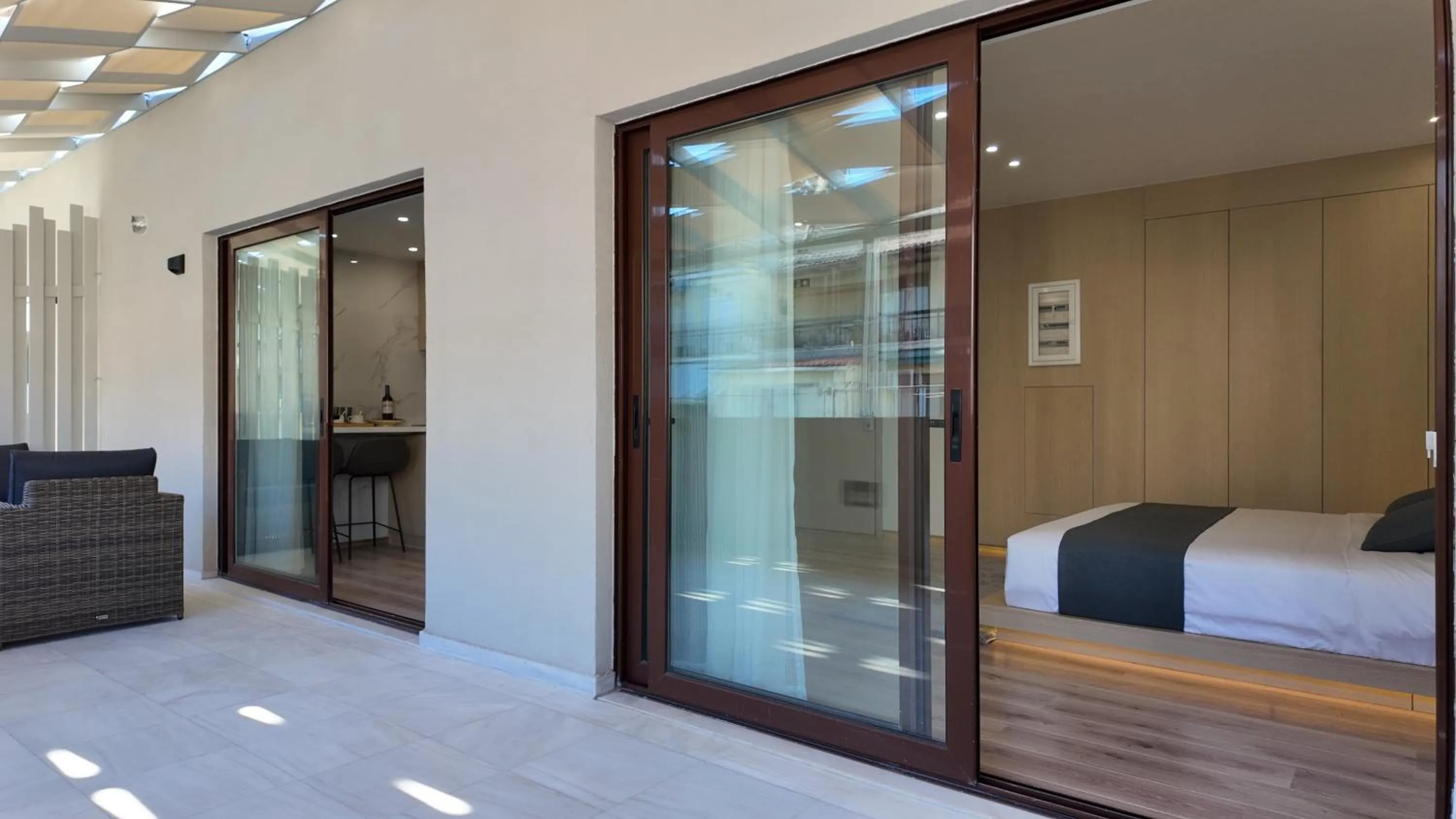 Balcony/Terrace, Bed in CC LUX Suites in Piraeus Port