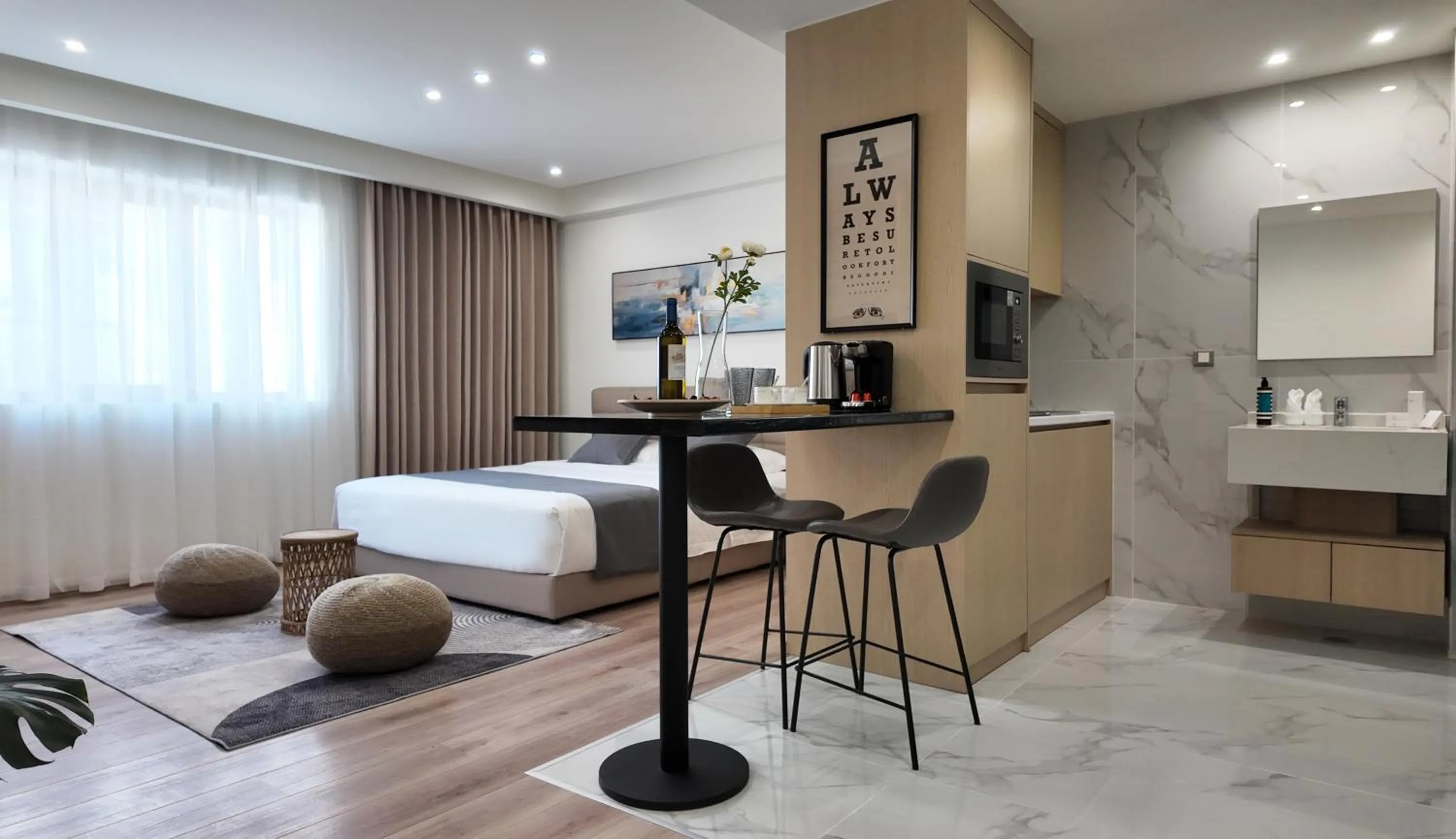 Photo of the whole room, Bed in CC LUX Suites in Piraeus Port