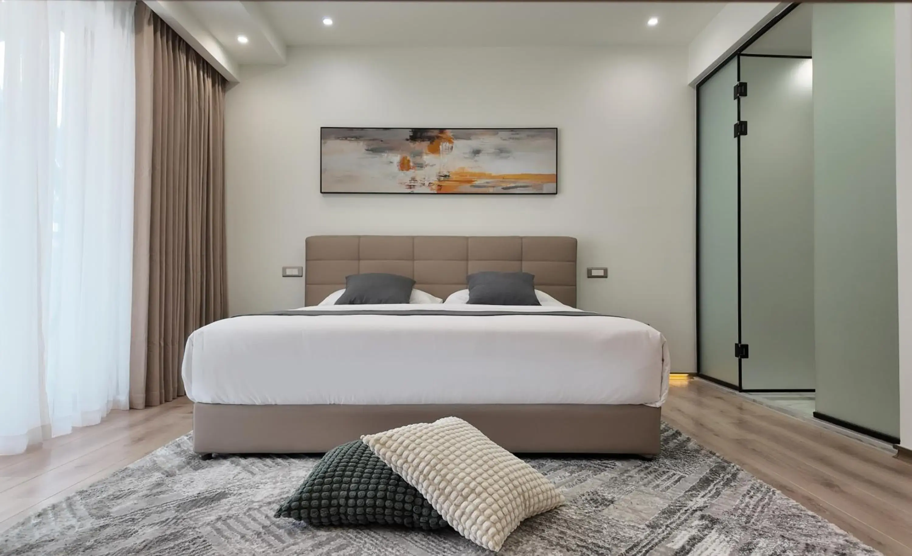 Deluxe Double Room with Balcony in CC LUX Suites in Piraeus Port Deluxe Double Room with Balcony in CC LUX Suites in Piraeus Port