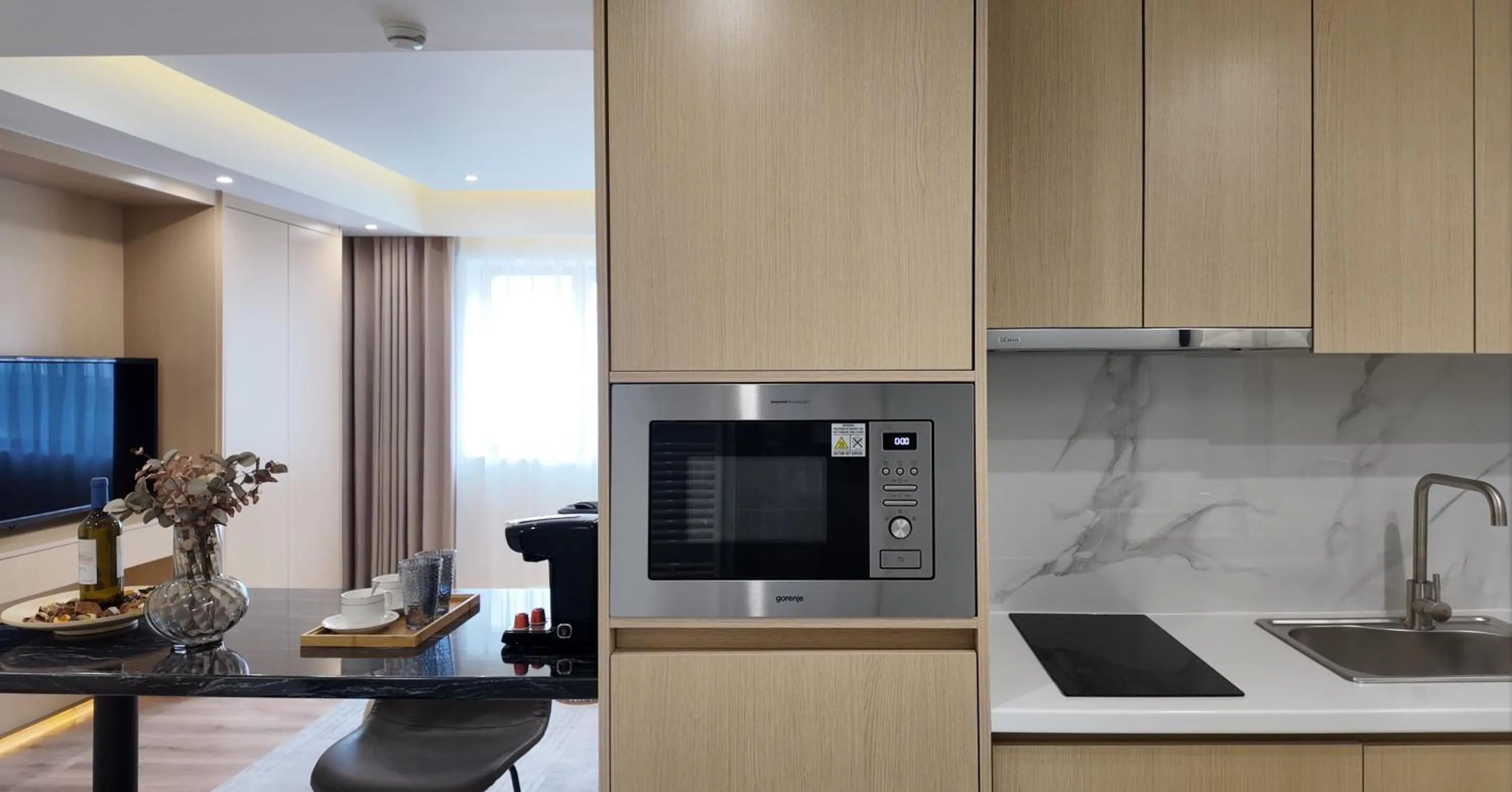 Kitchen or kitchenette in CC LUX Suites in Piraeus Port
