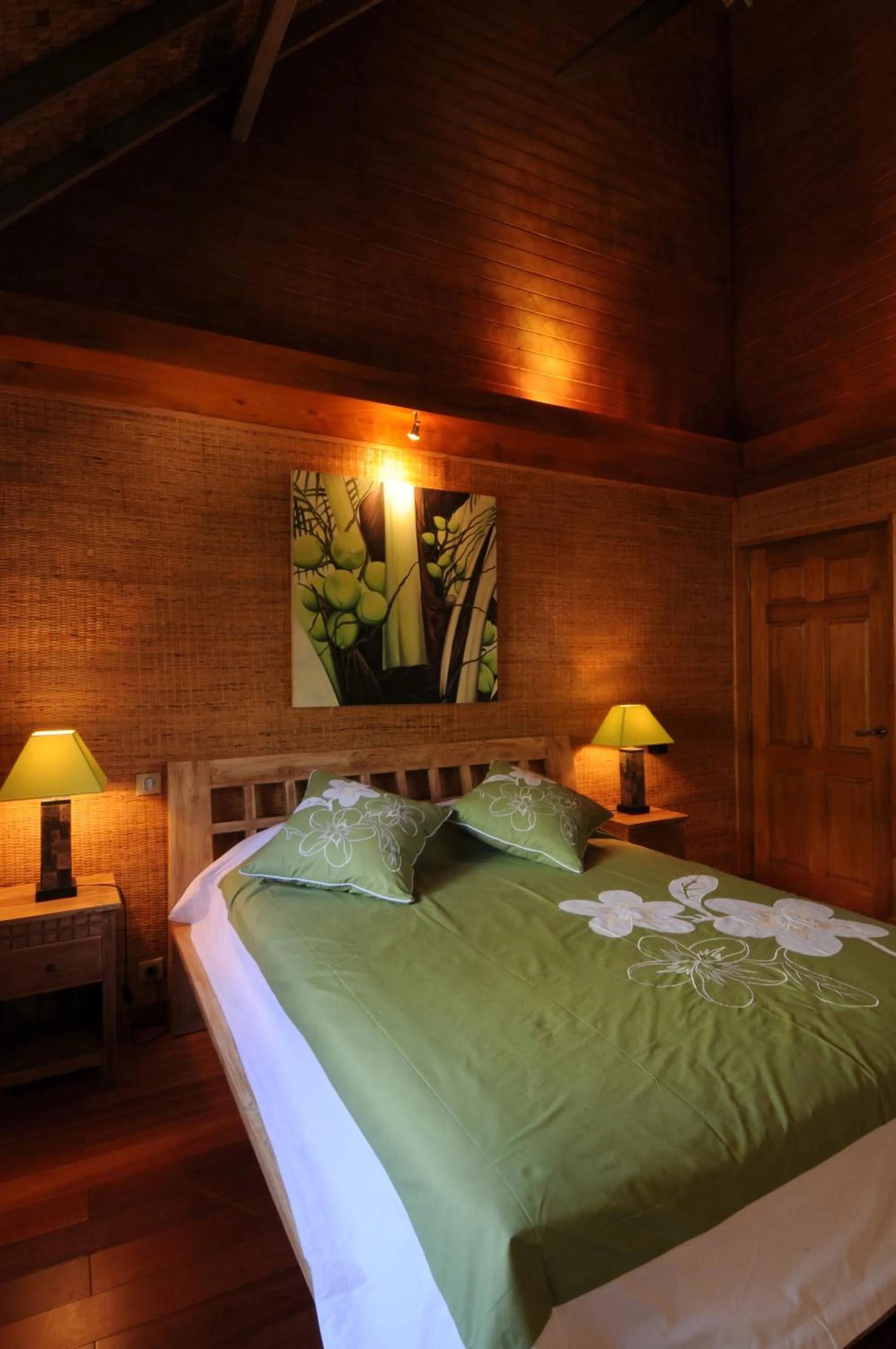 Bedroom, Bed in Green Lodge Moorea