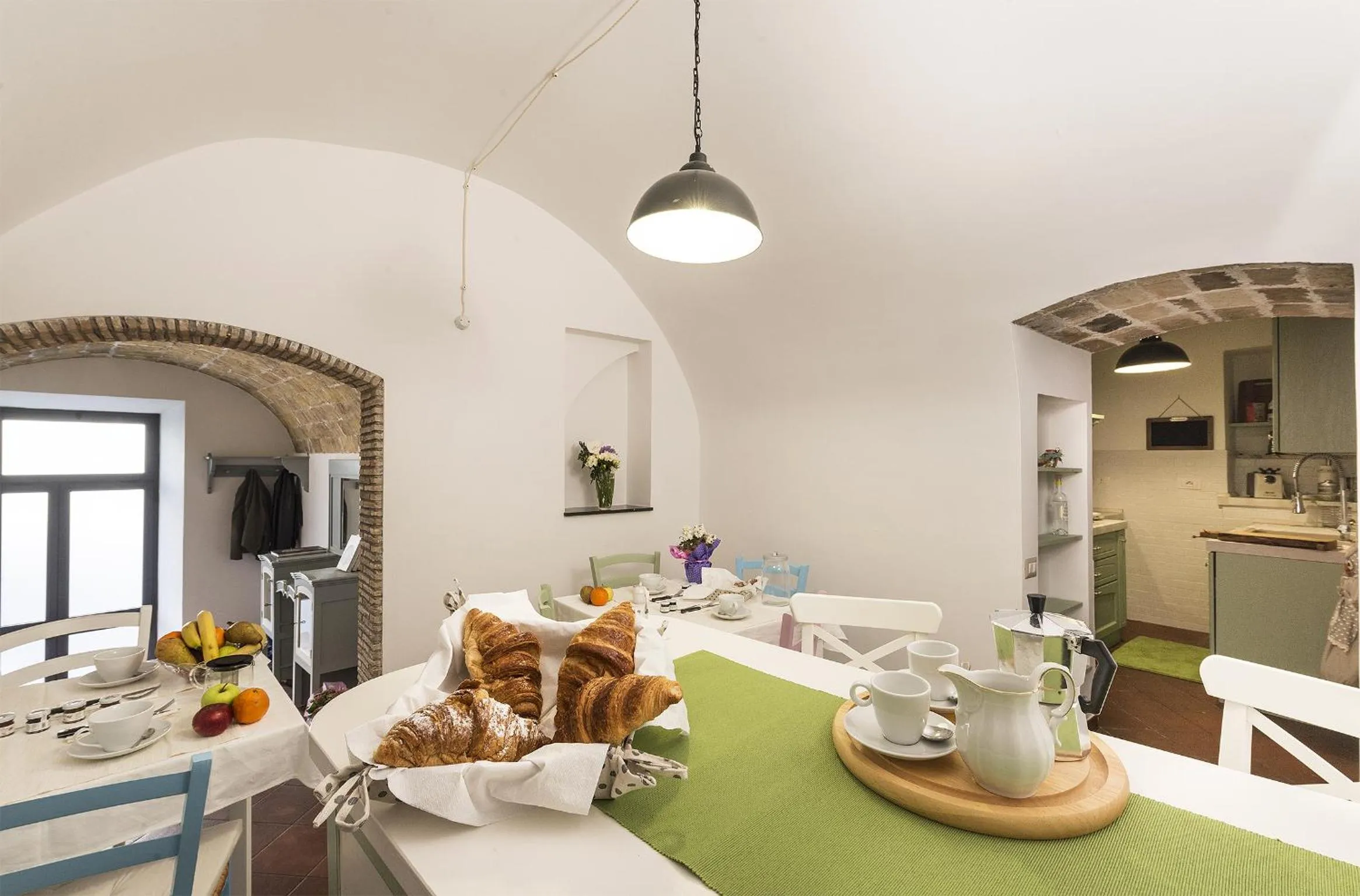 Communal kitchen in B&B I Tre Camini