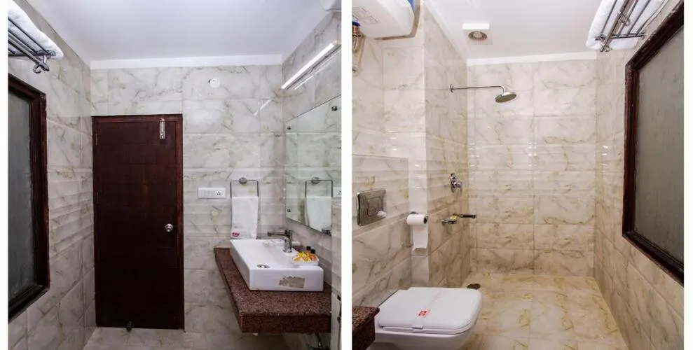 Toilet in HUKAM'S HOLIDAY HOME by HHH