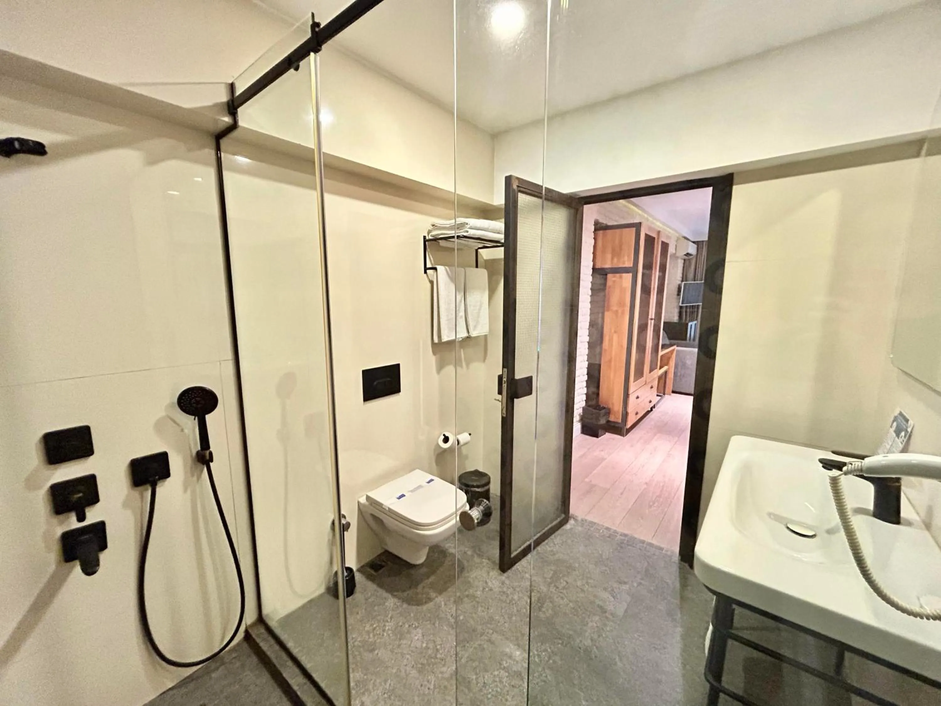 Bathroom in Fitas Oda Hotel