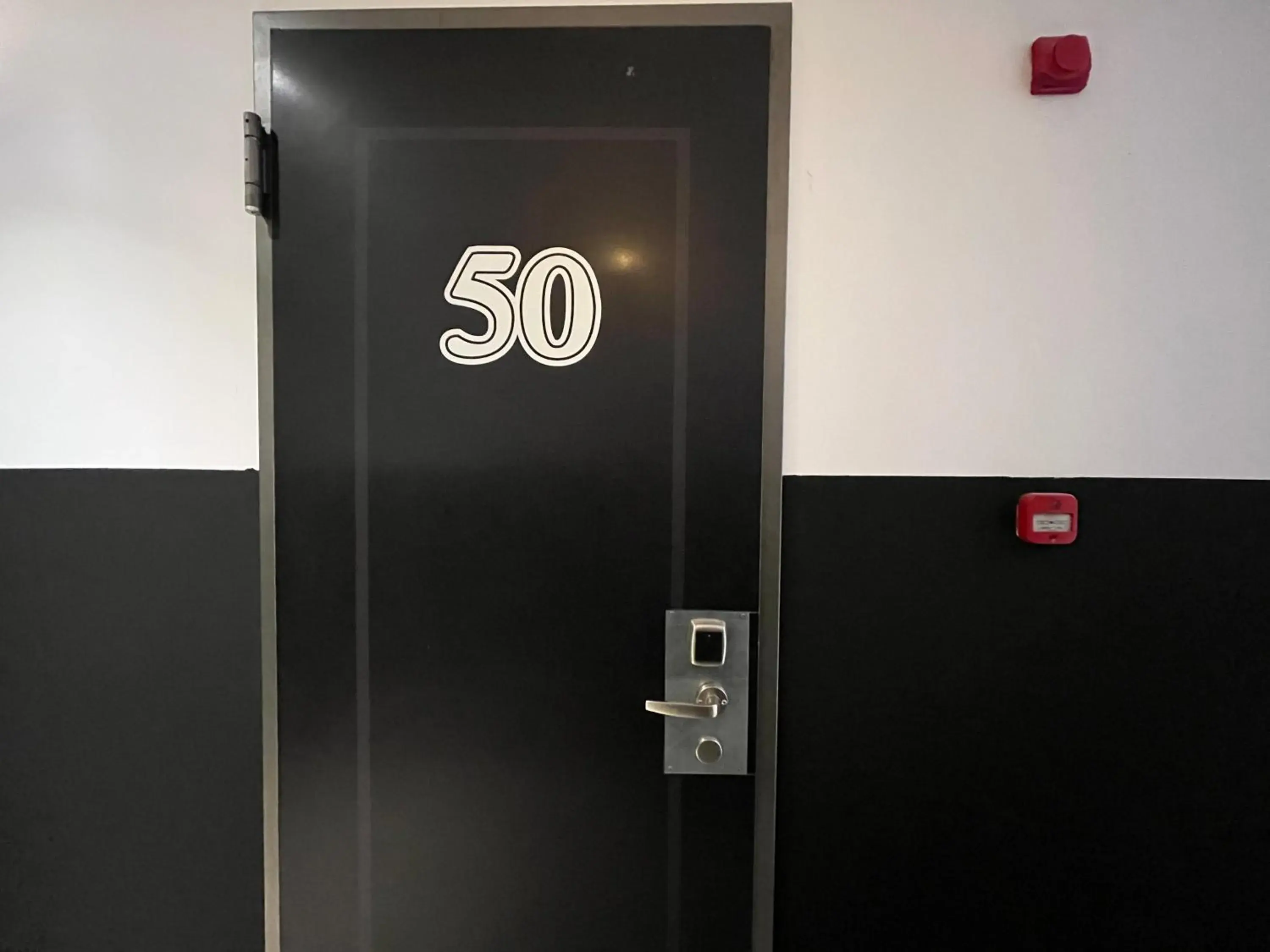 Logo/Certificate/Sign in Fitas Oda Hotel Logo/Certificate/Sign in Fitas Oda Hotel