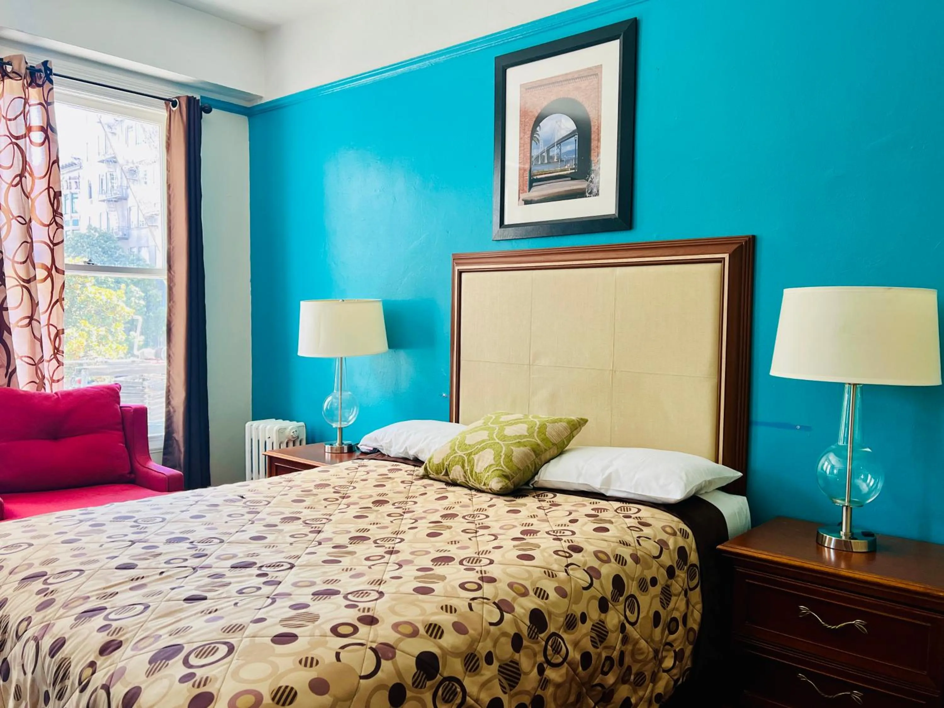 Bed in Admiral Hotel