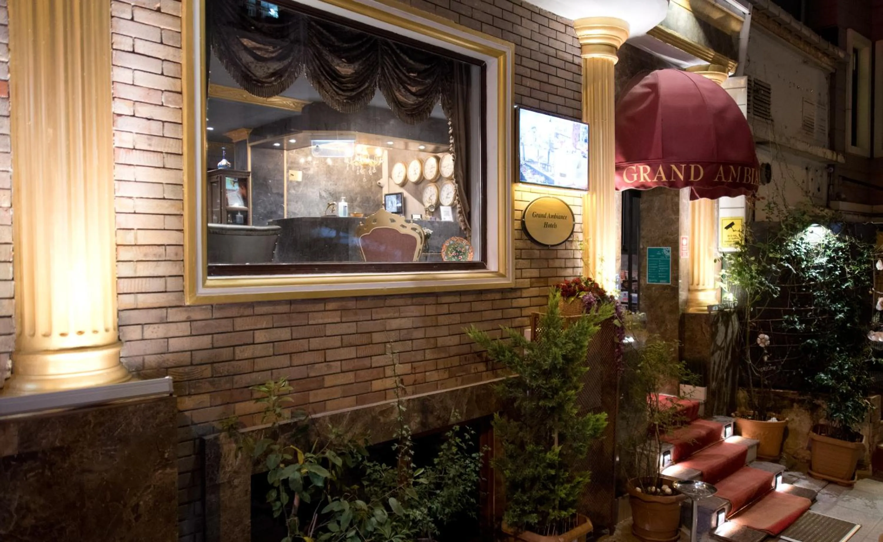 Facade/entrance in Grand Ambiance Hotel