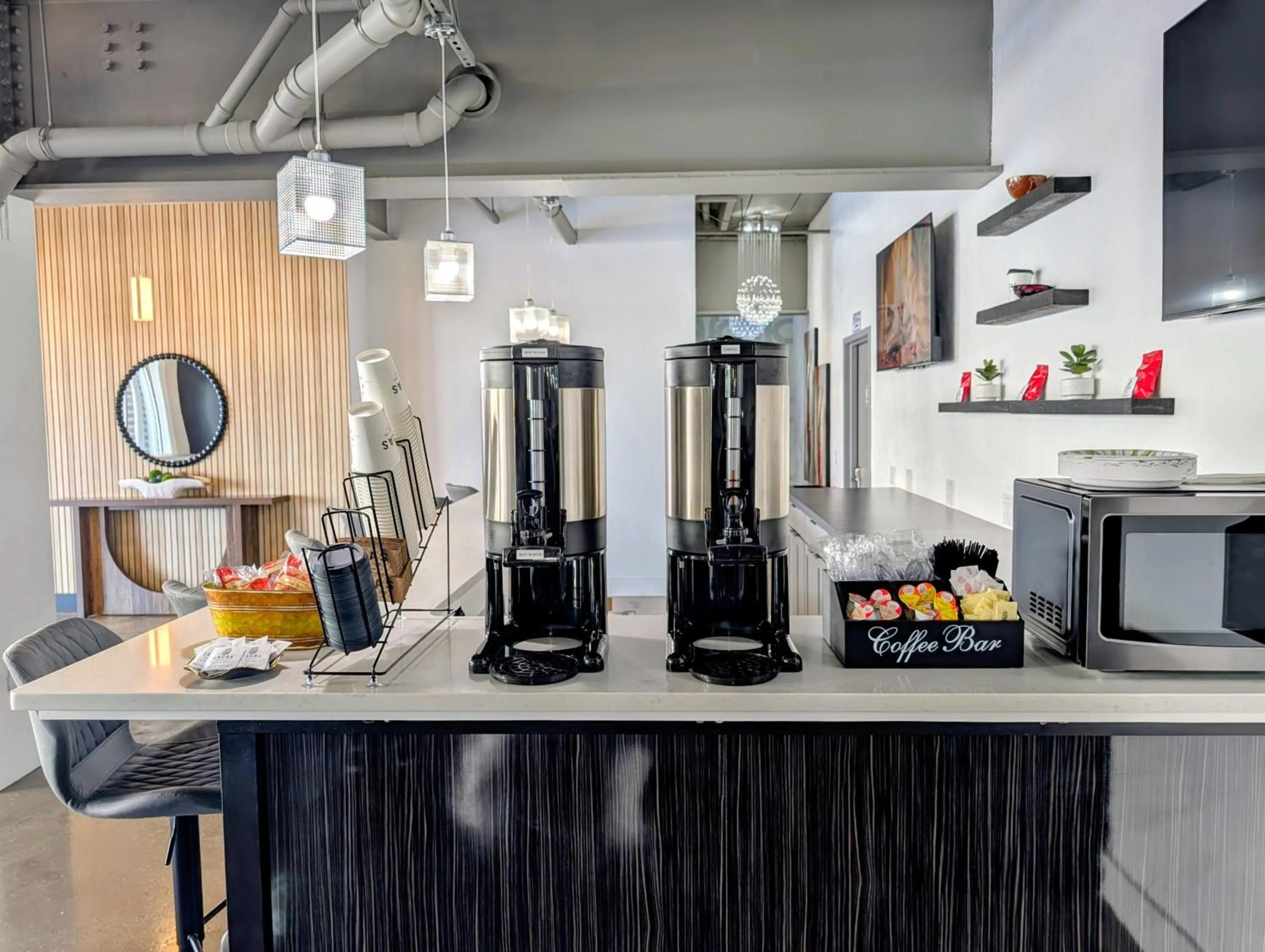 Coffee/tea facilities in SOHO Suites Atlantic City Beach Block