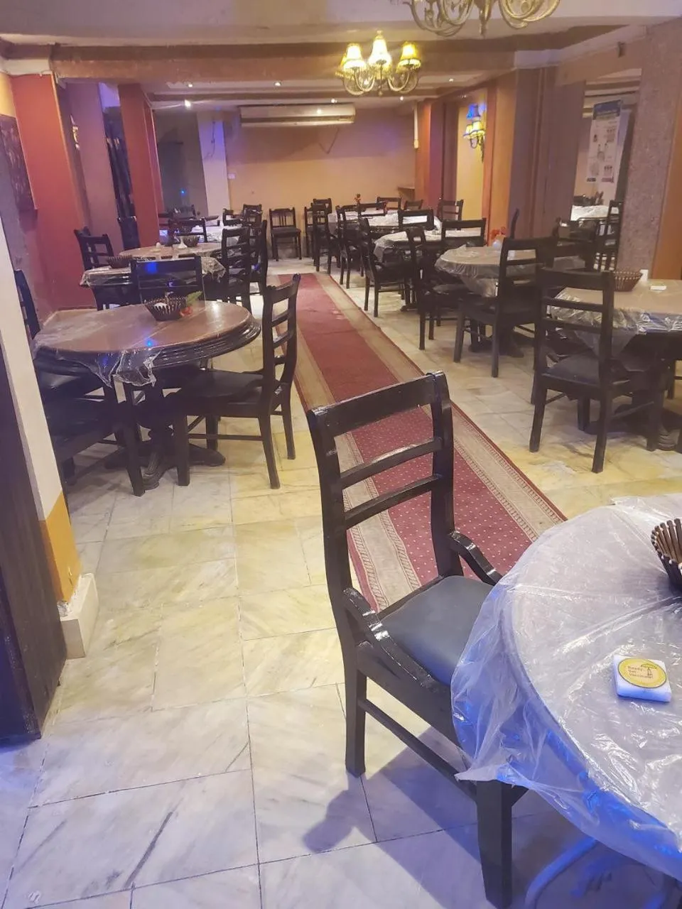Restaurant/places to eat in Dreamers Hotel