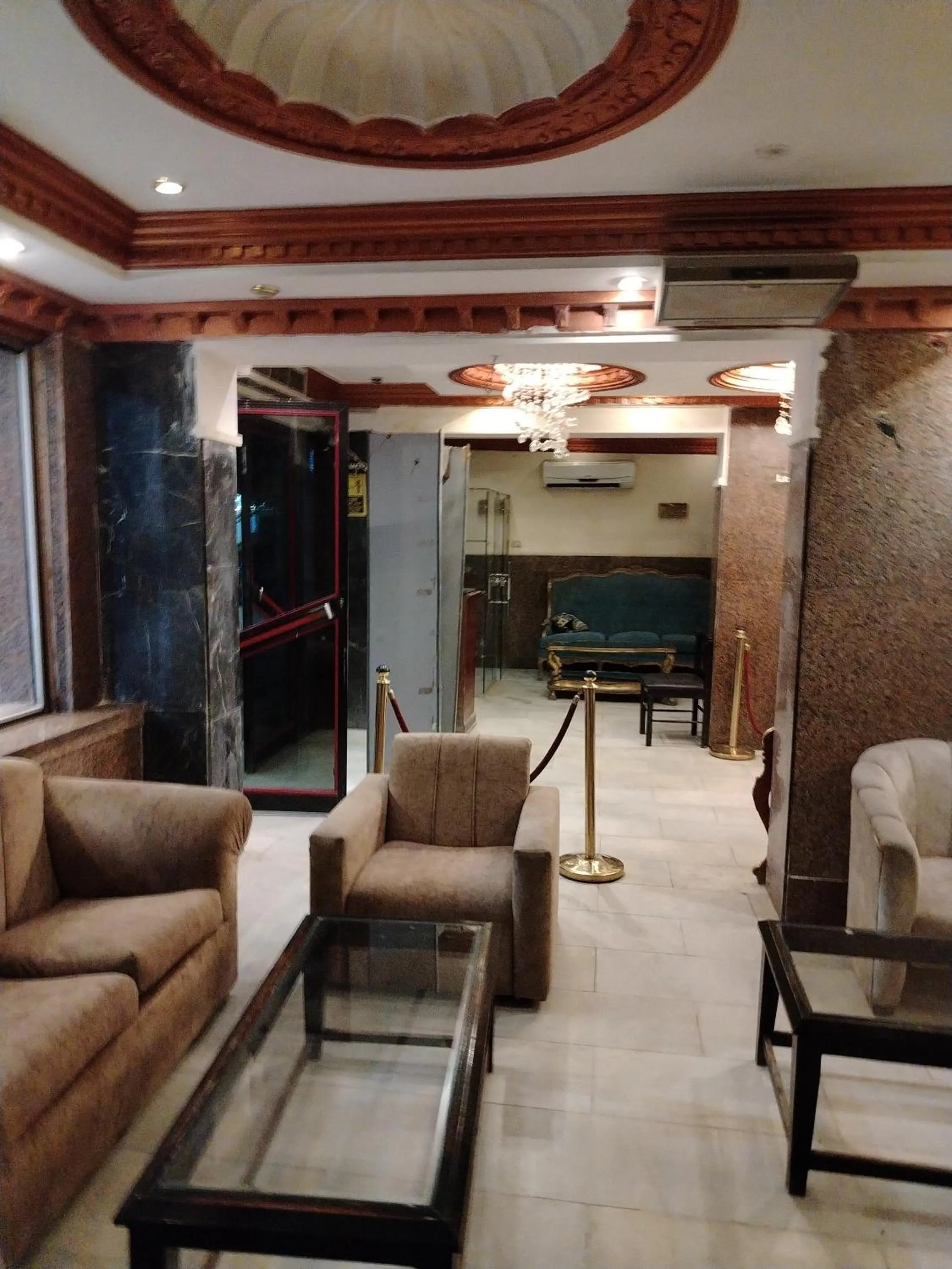 Facade/entrance in Dreamers Hotel