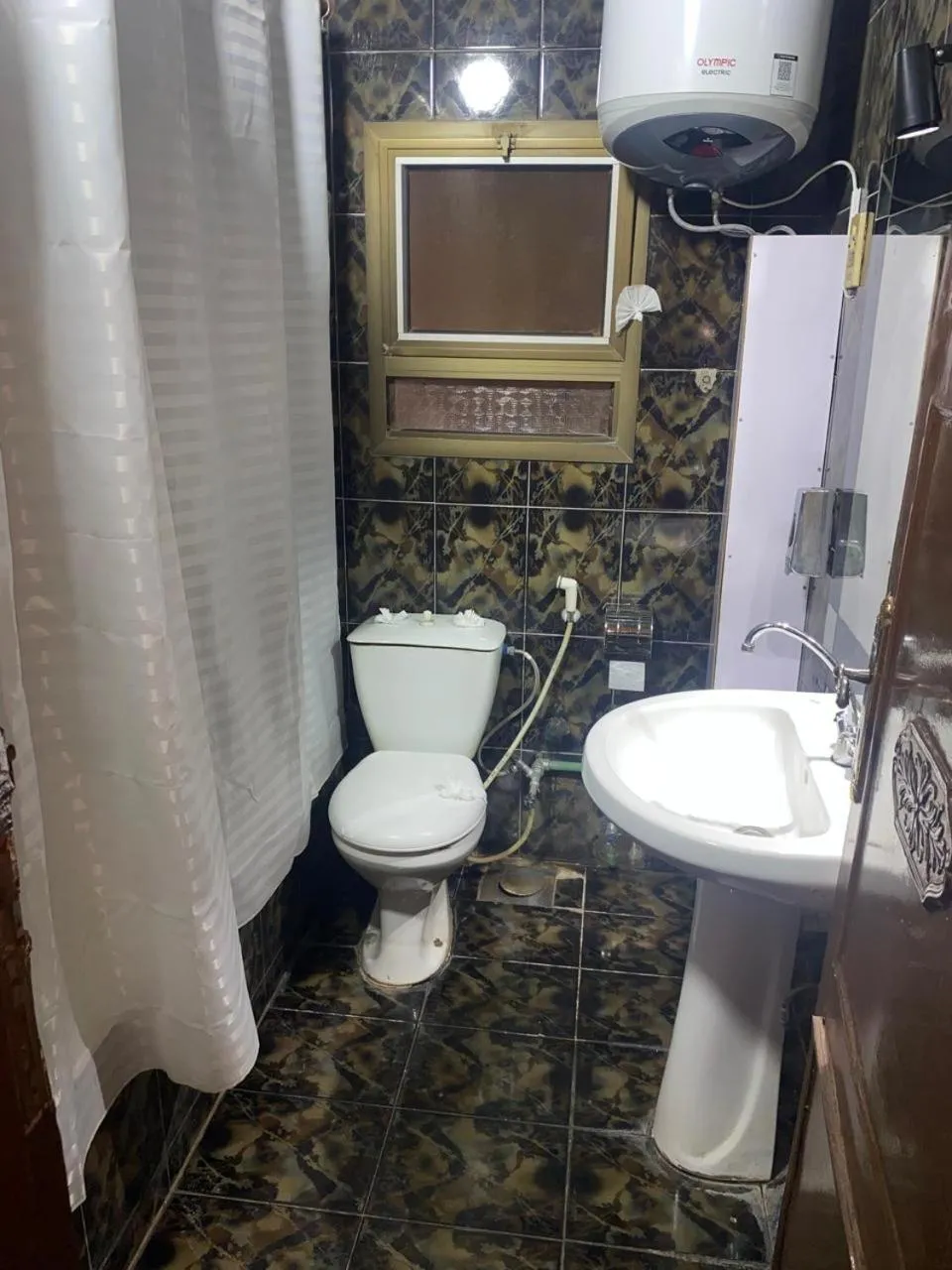 Bathroom in Dreamers Hotel