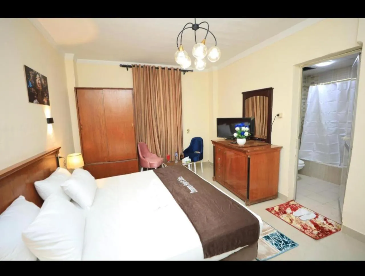 Photo of the whole room, Bed in Dreamers Hotel