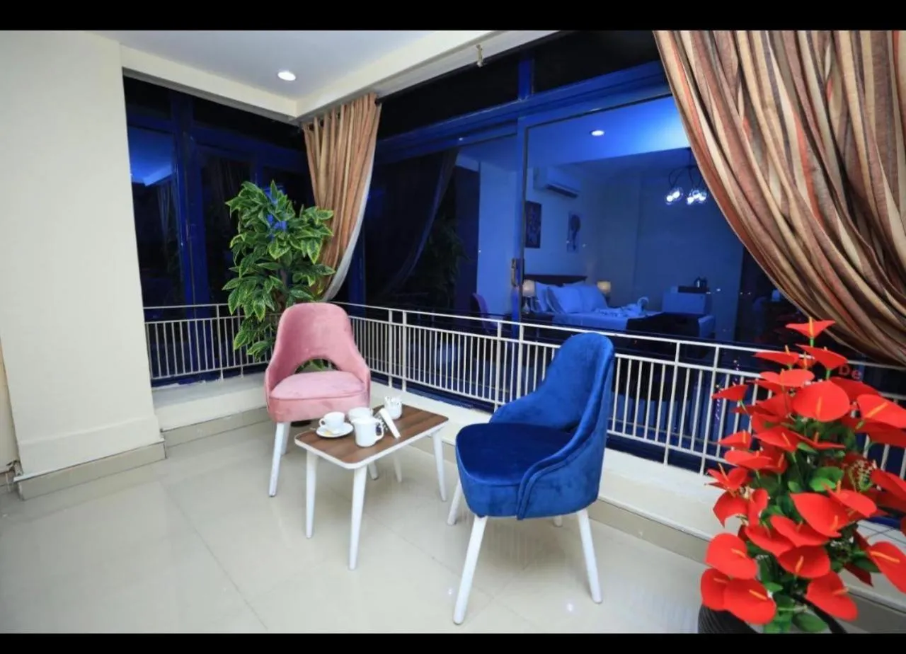 Seating area in Dreamers Hotel