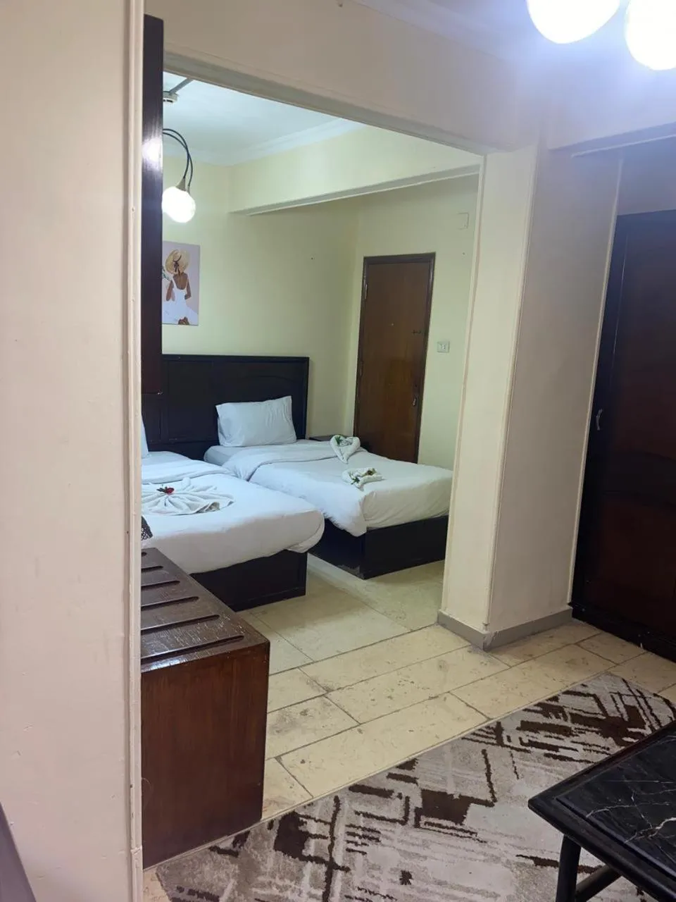 Bedroom, Bed in Dreamers Hotel