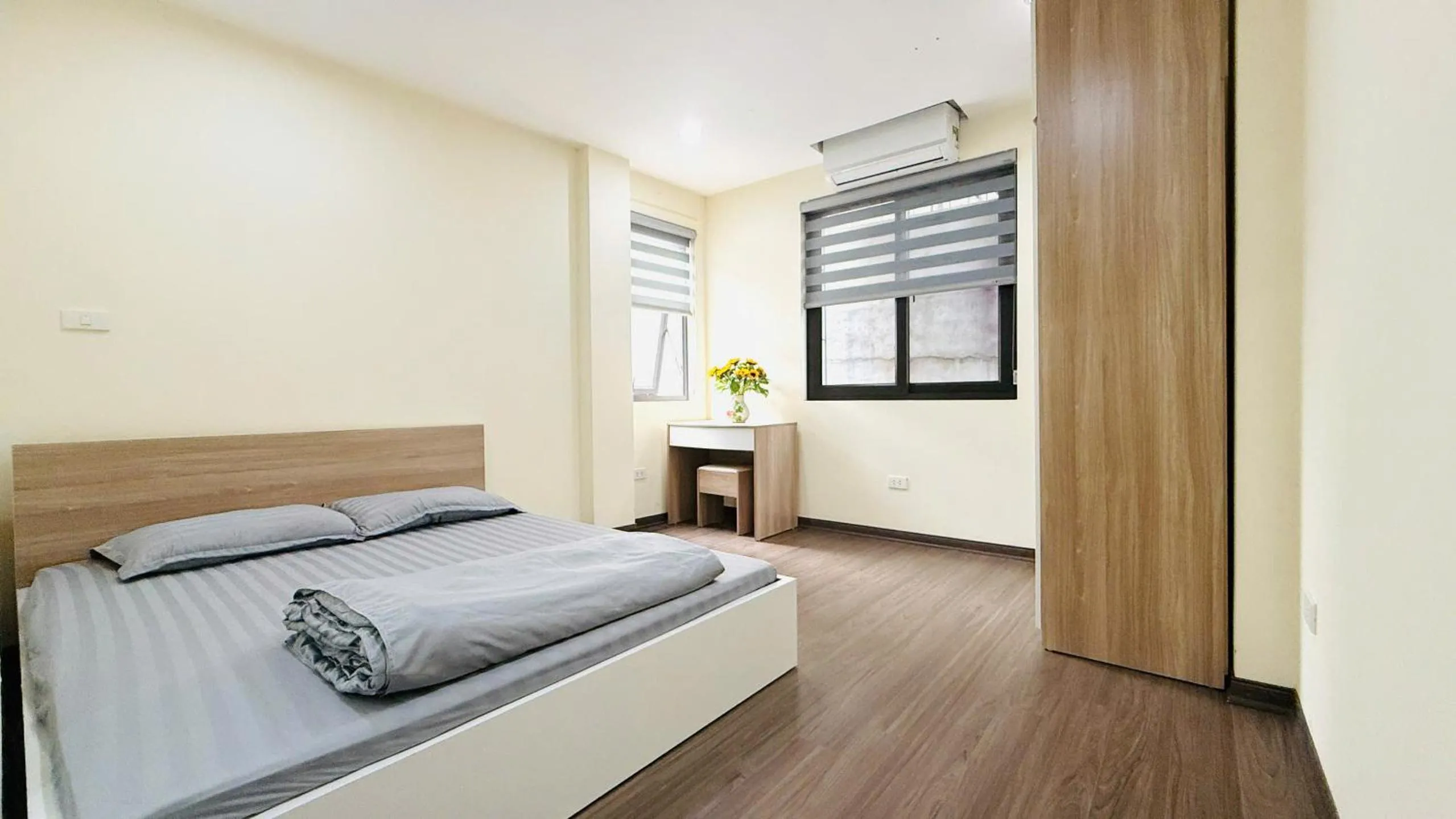 Bed in Era Apartment 58 Nguyen Khanh Toan