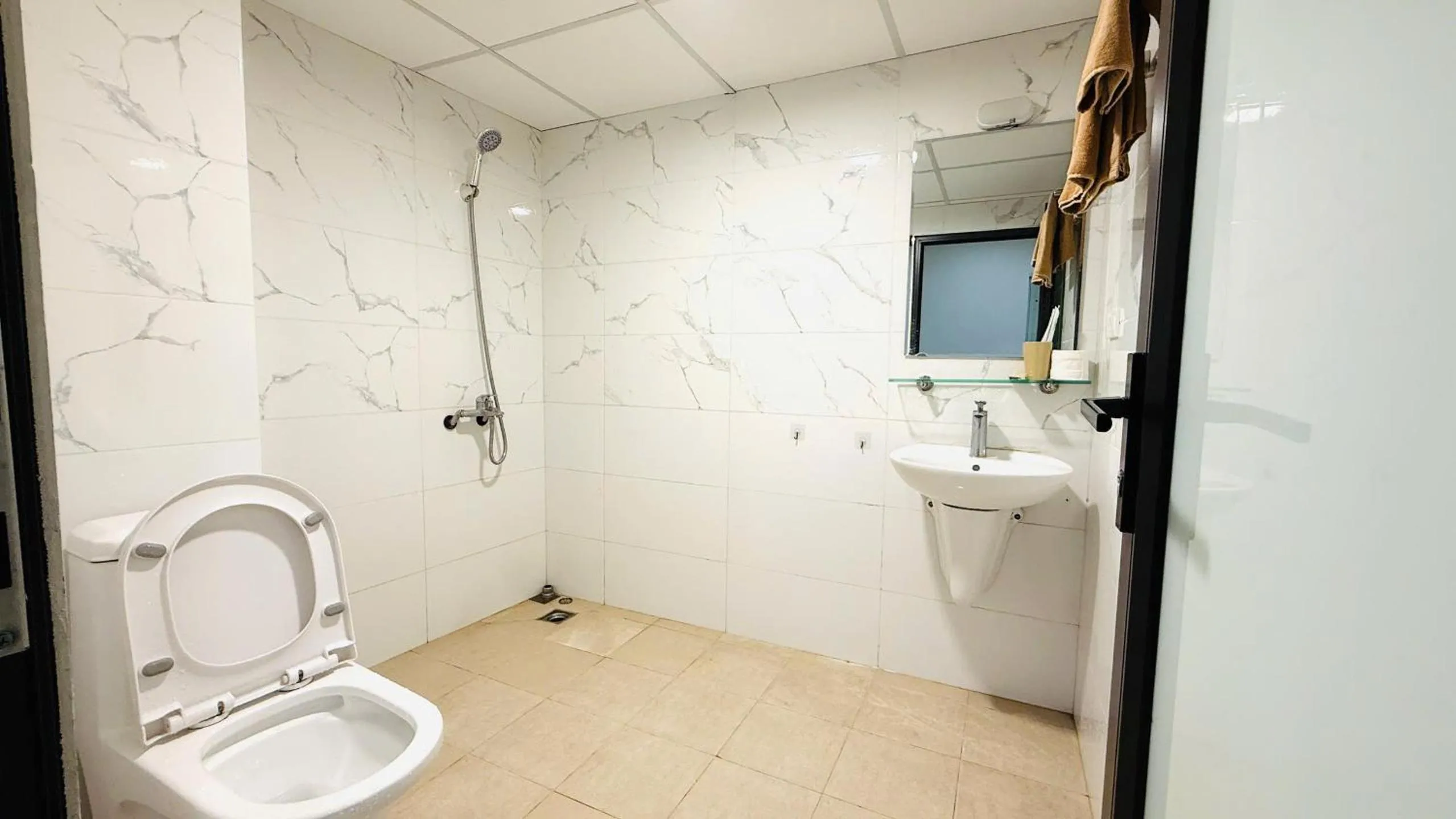Era Apartment 58 Nguyen Khanh Toan